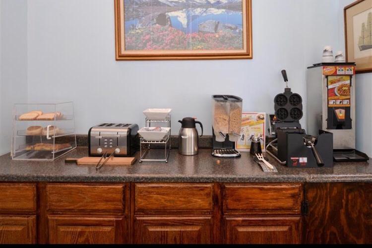 Carson City Vacations - Americas Best Value Inn - Carson City - Property Image 6