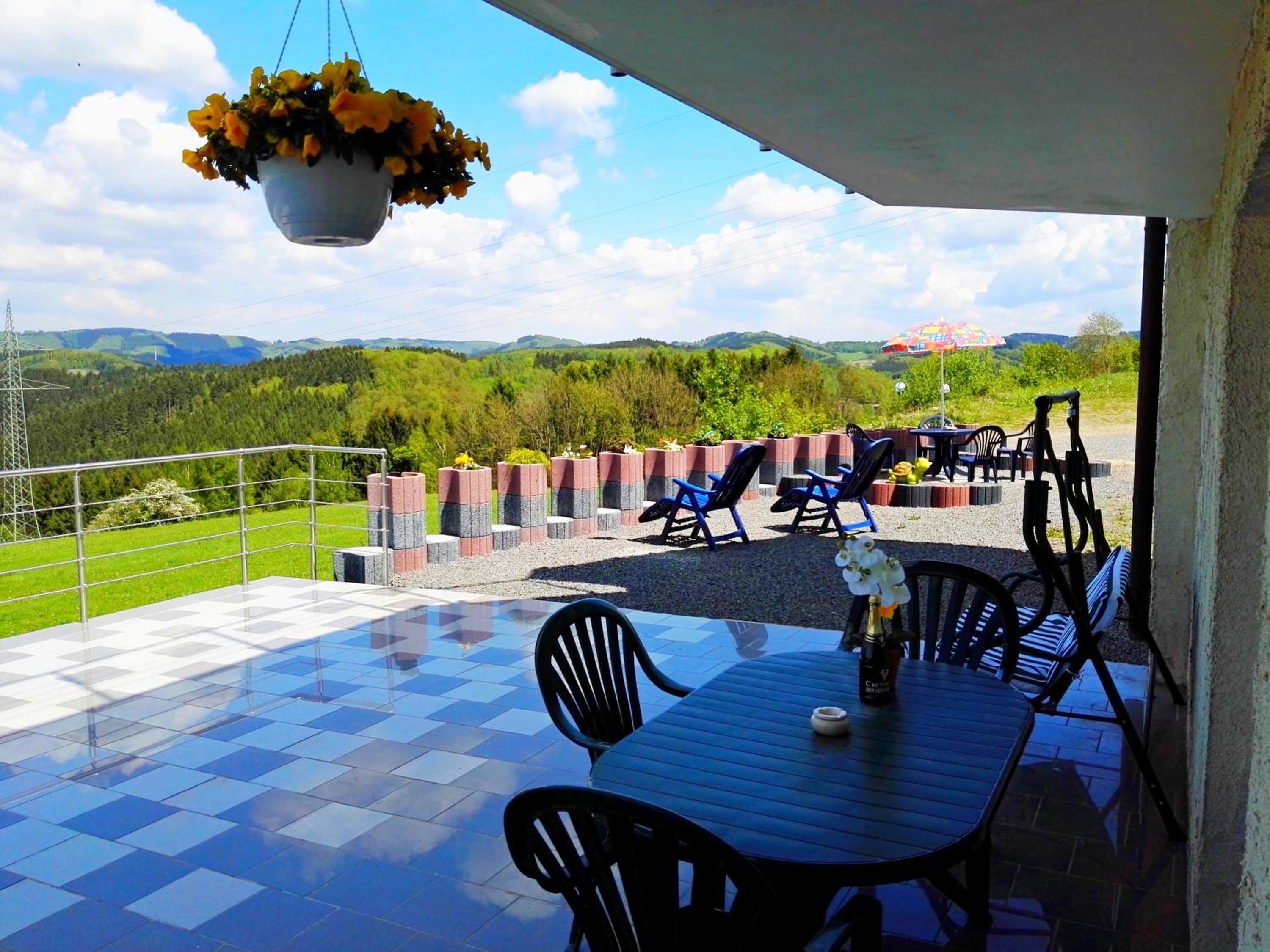 5 Ferienwohnungen nähe Badesee mit Bergblick