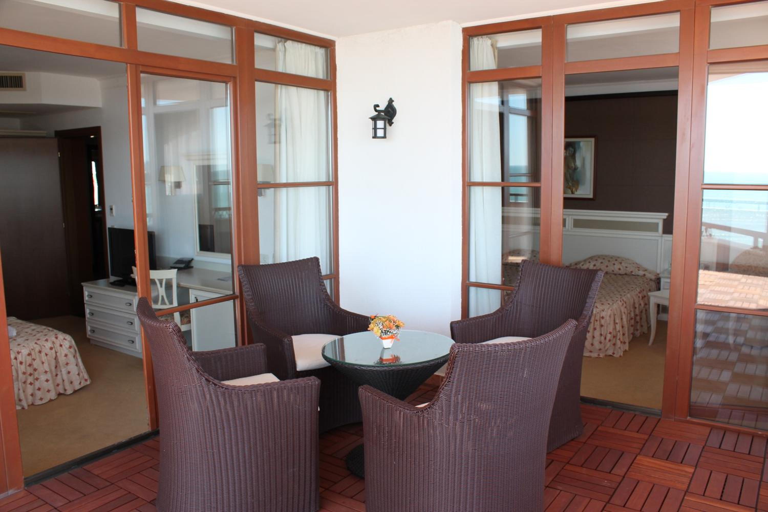 Helena VIP Villas and Suites - Half Board