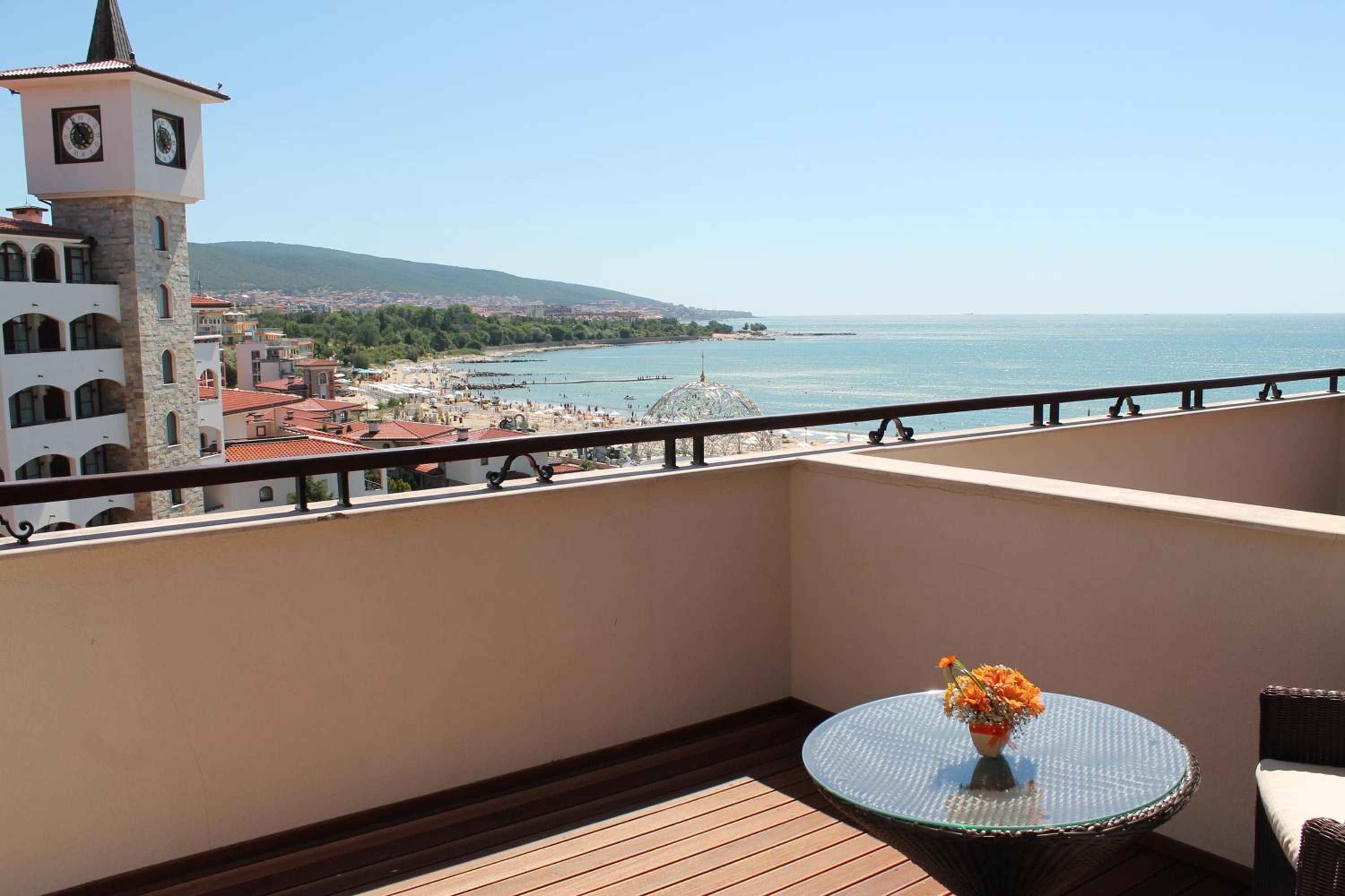 Helena VIP Villas and Suites - Half Board