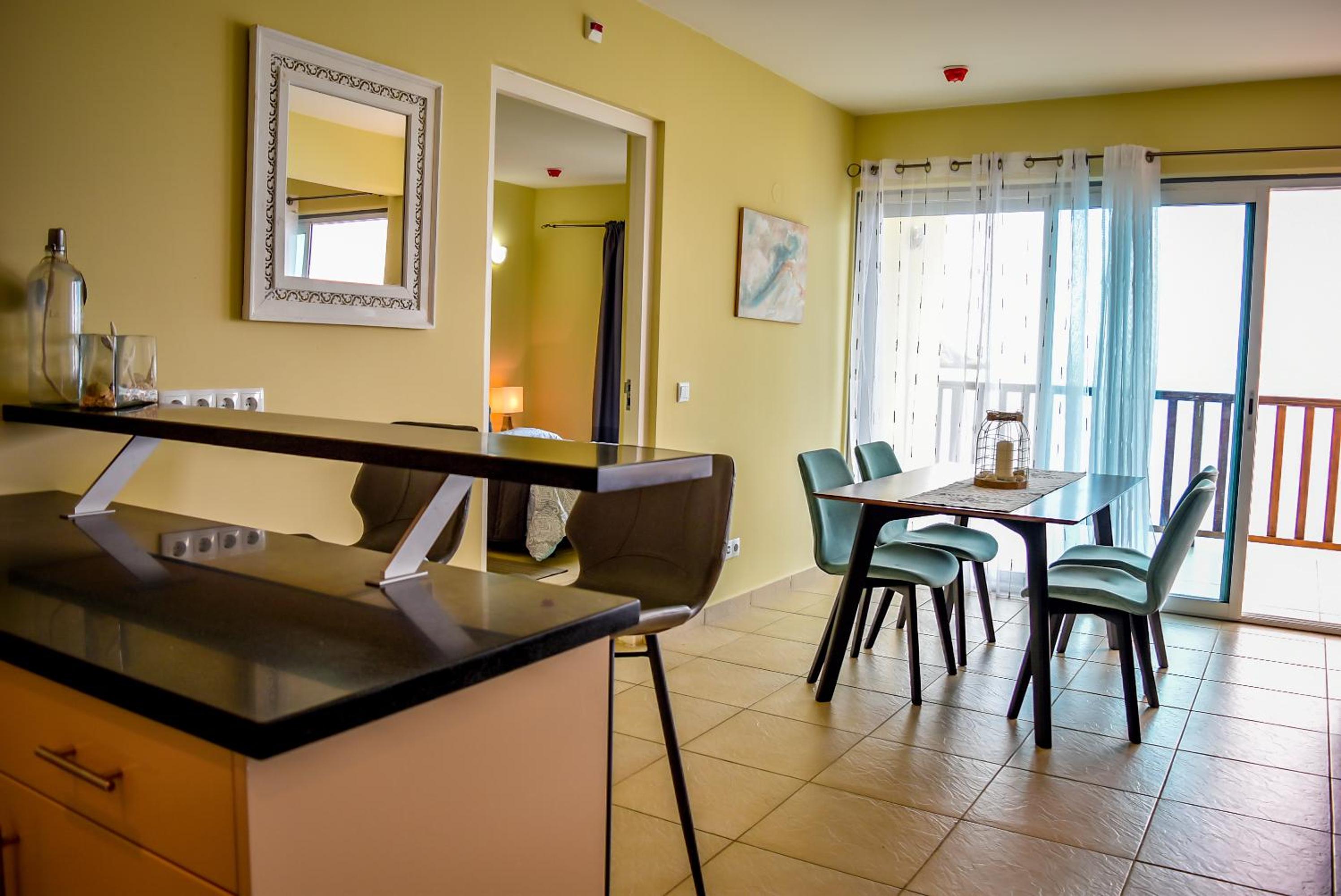 Palapa Beach Resort Curacao