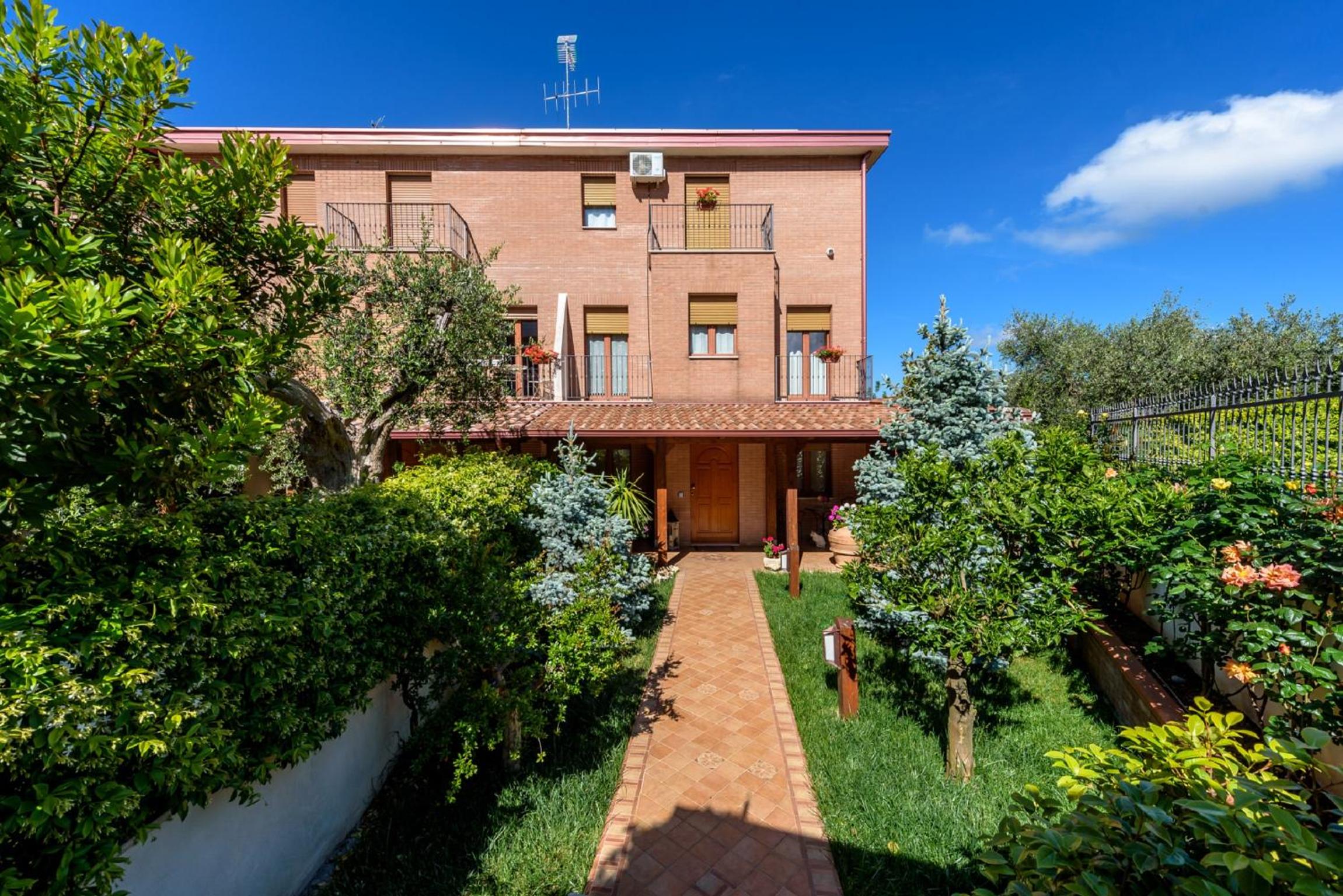 Villa Moreschi view 2