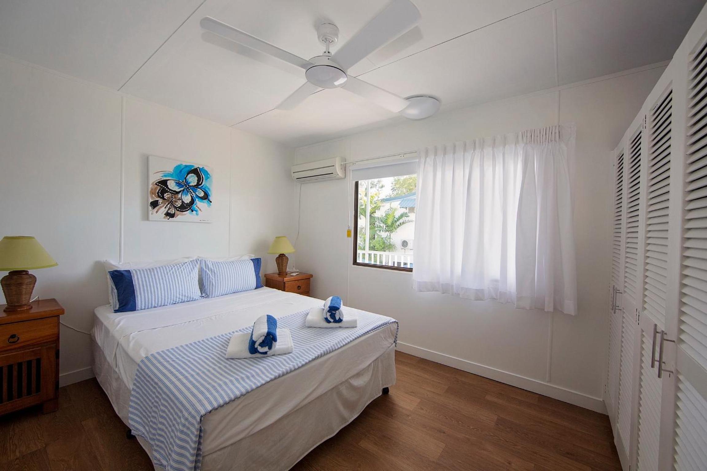 Apollo Jewel Beachfront Apartments