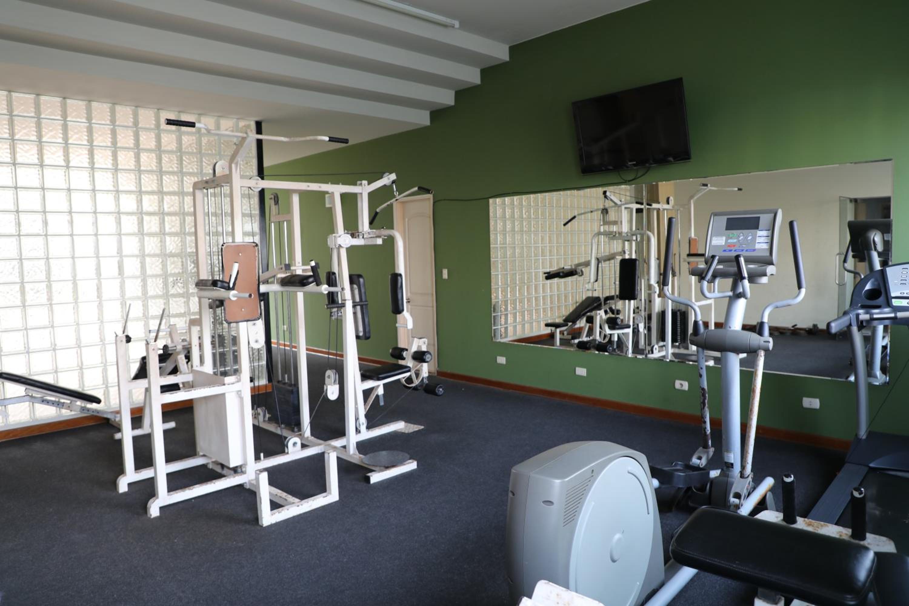 Miraflores Apartments 101 Tripoli Street by Private Host