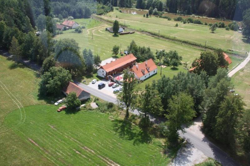 Penzion Kaminek