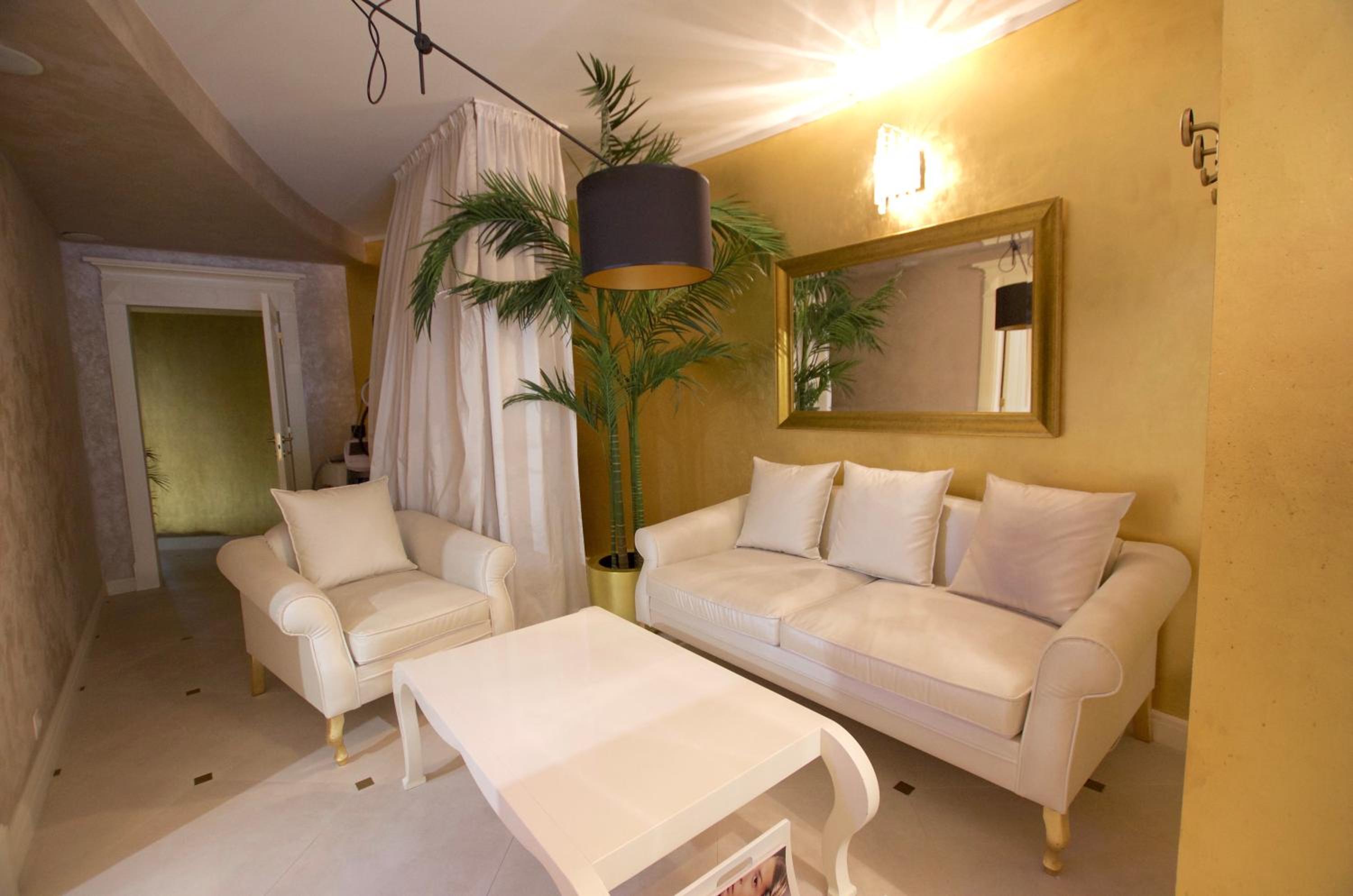 A11 Apartments & SPA Dermique