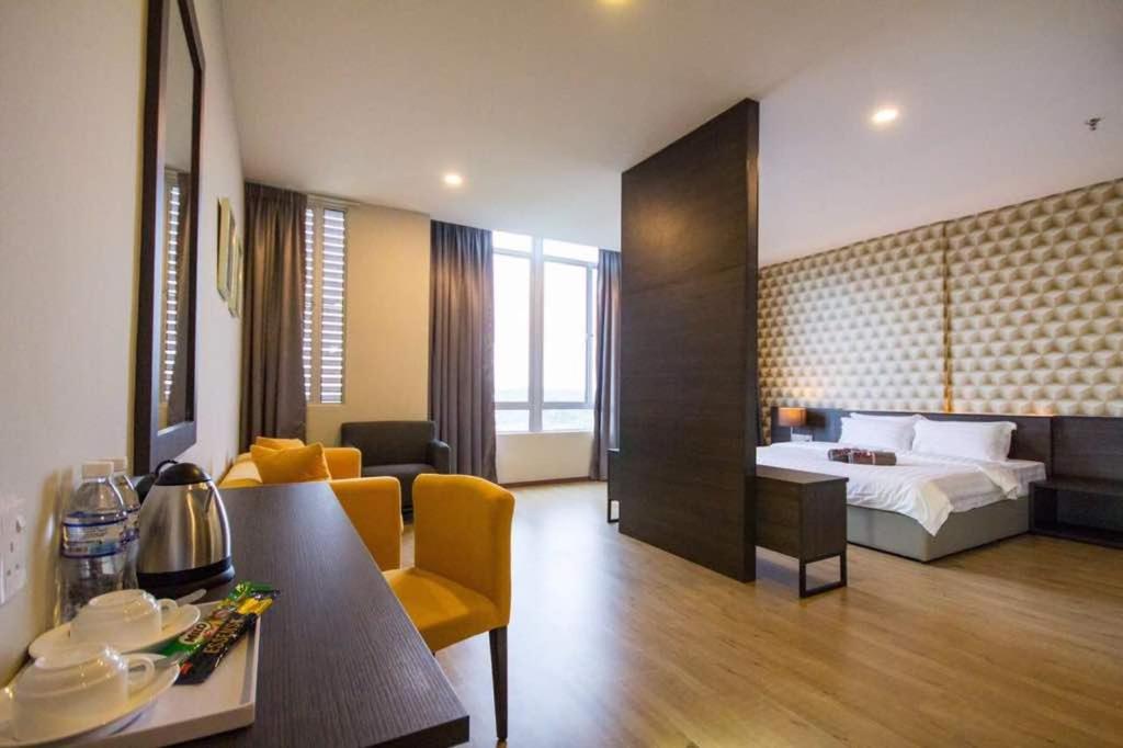 OMG Hotel