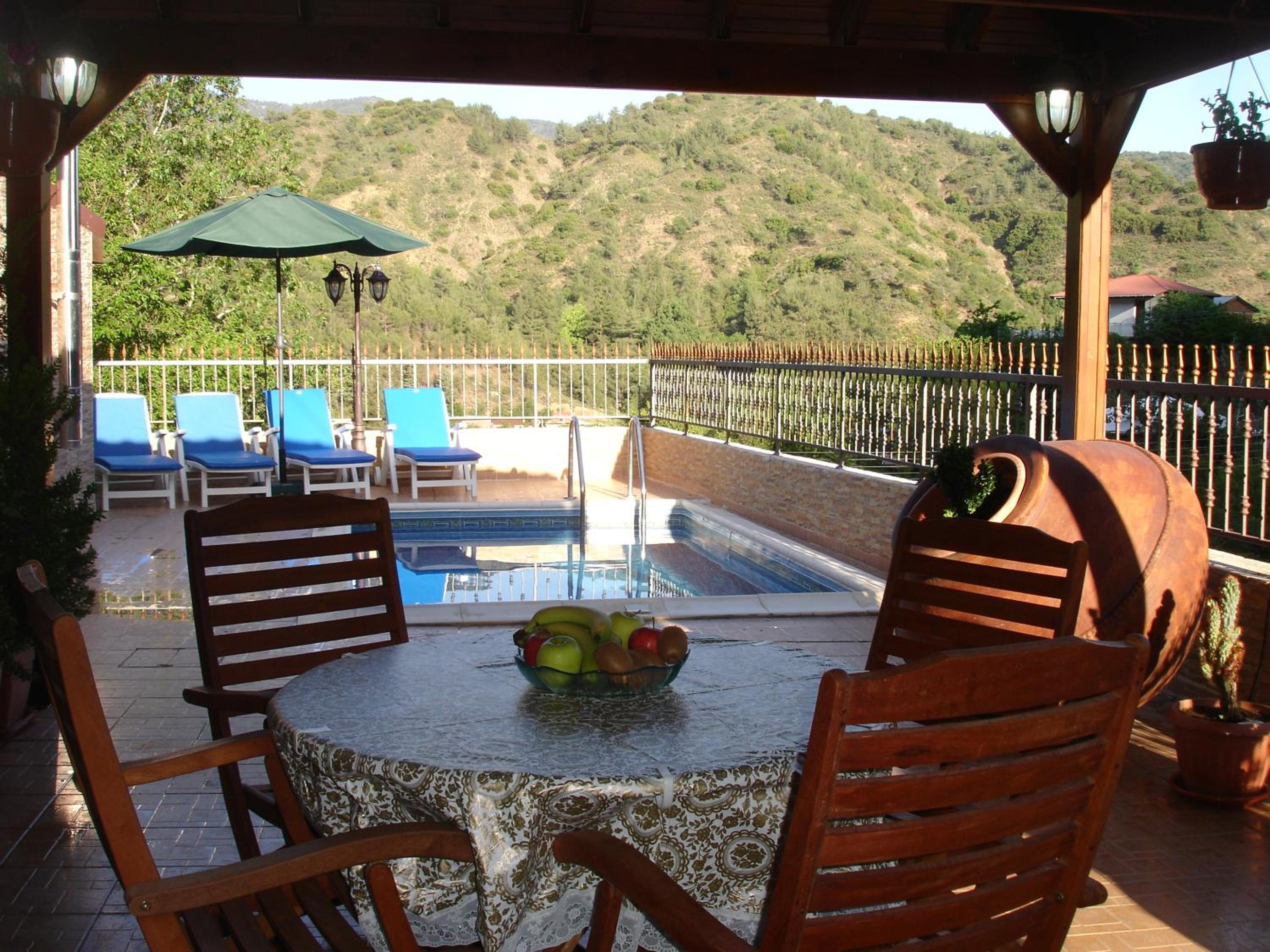 The Love Holiday House