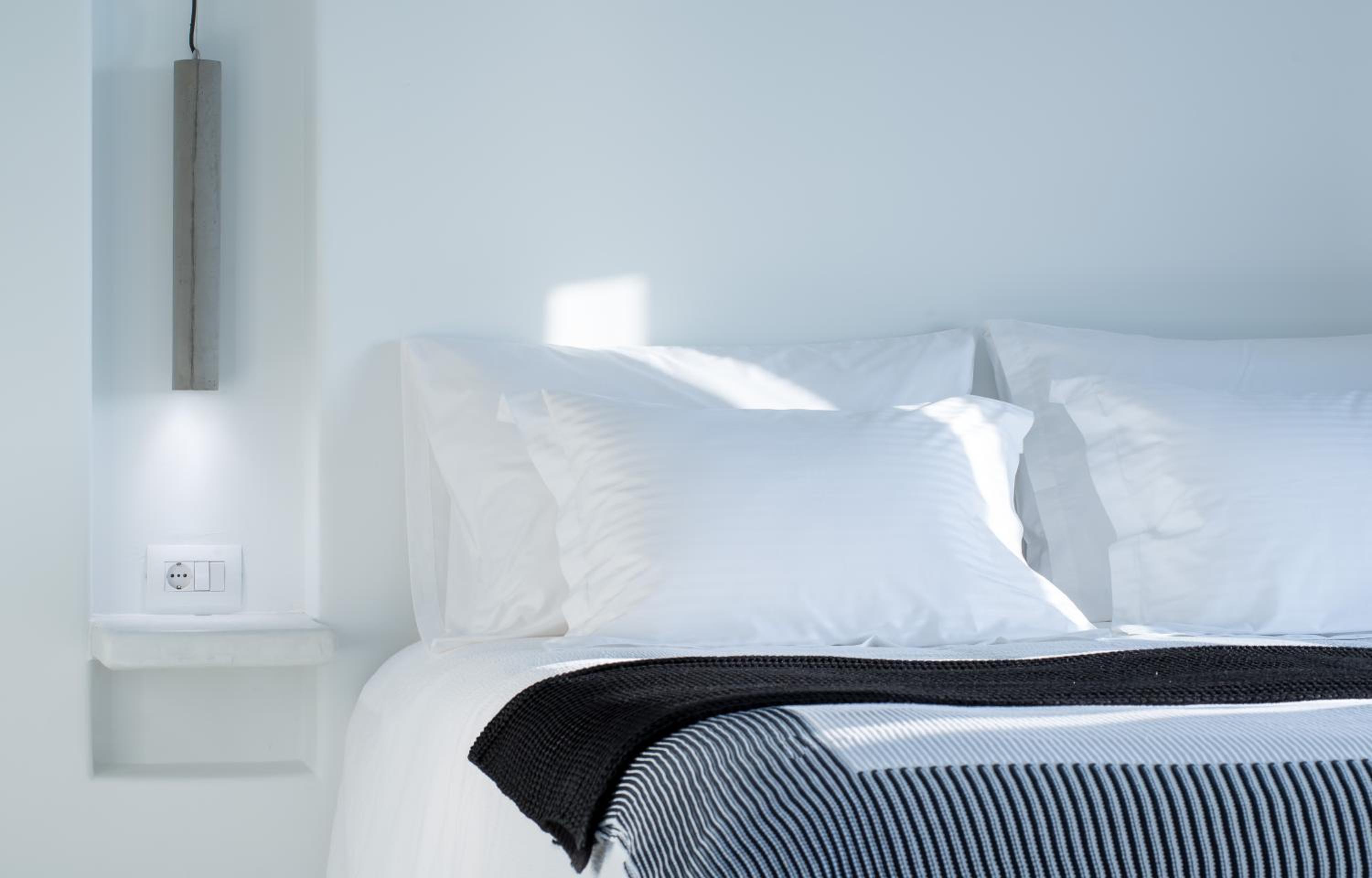 Azar Luxury Villas & Suites