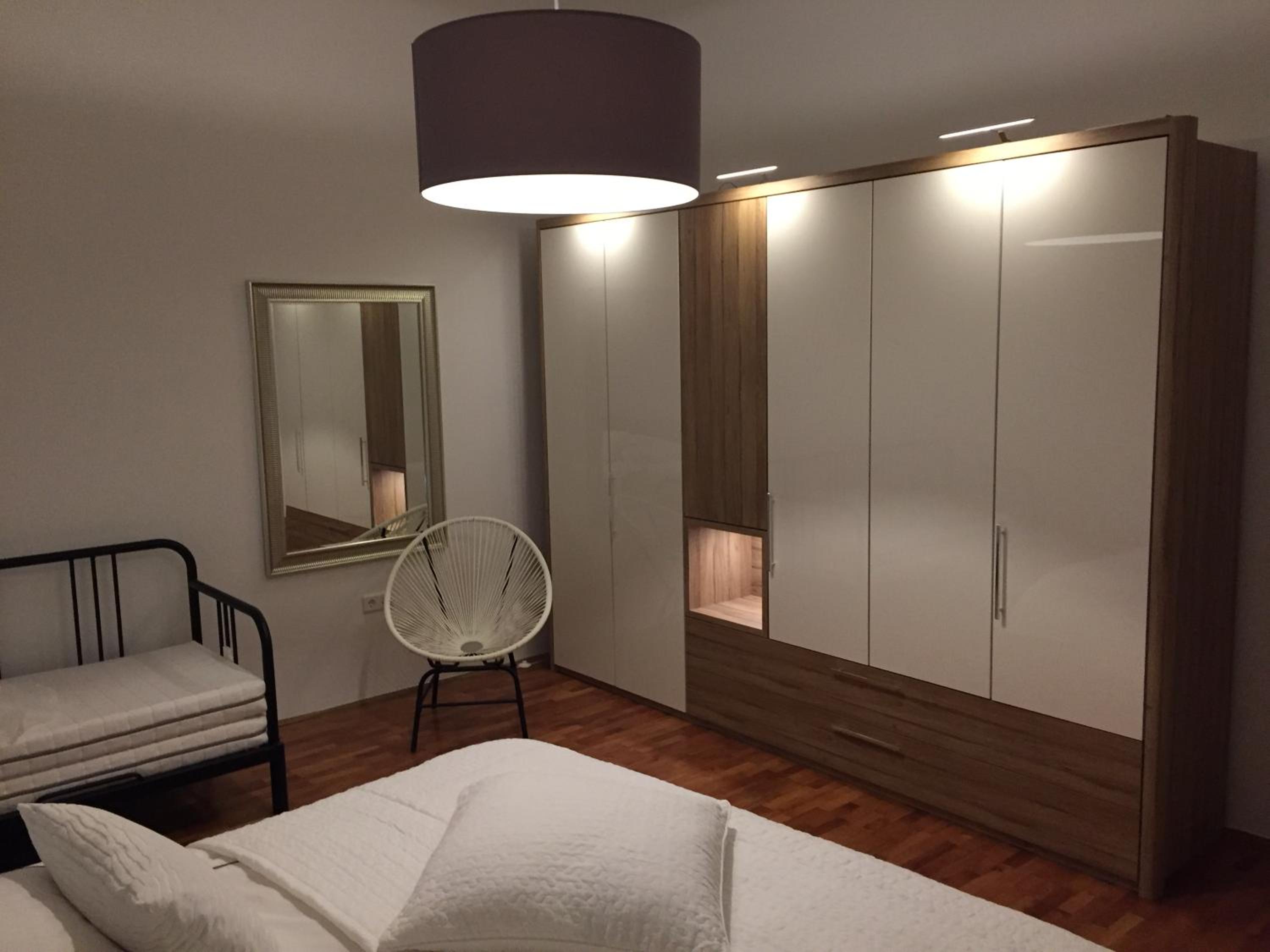 Central House Nona view 4