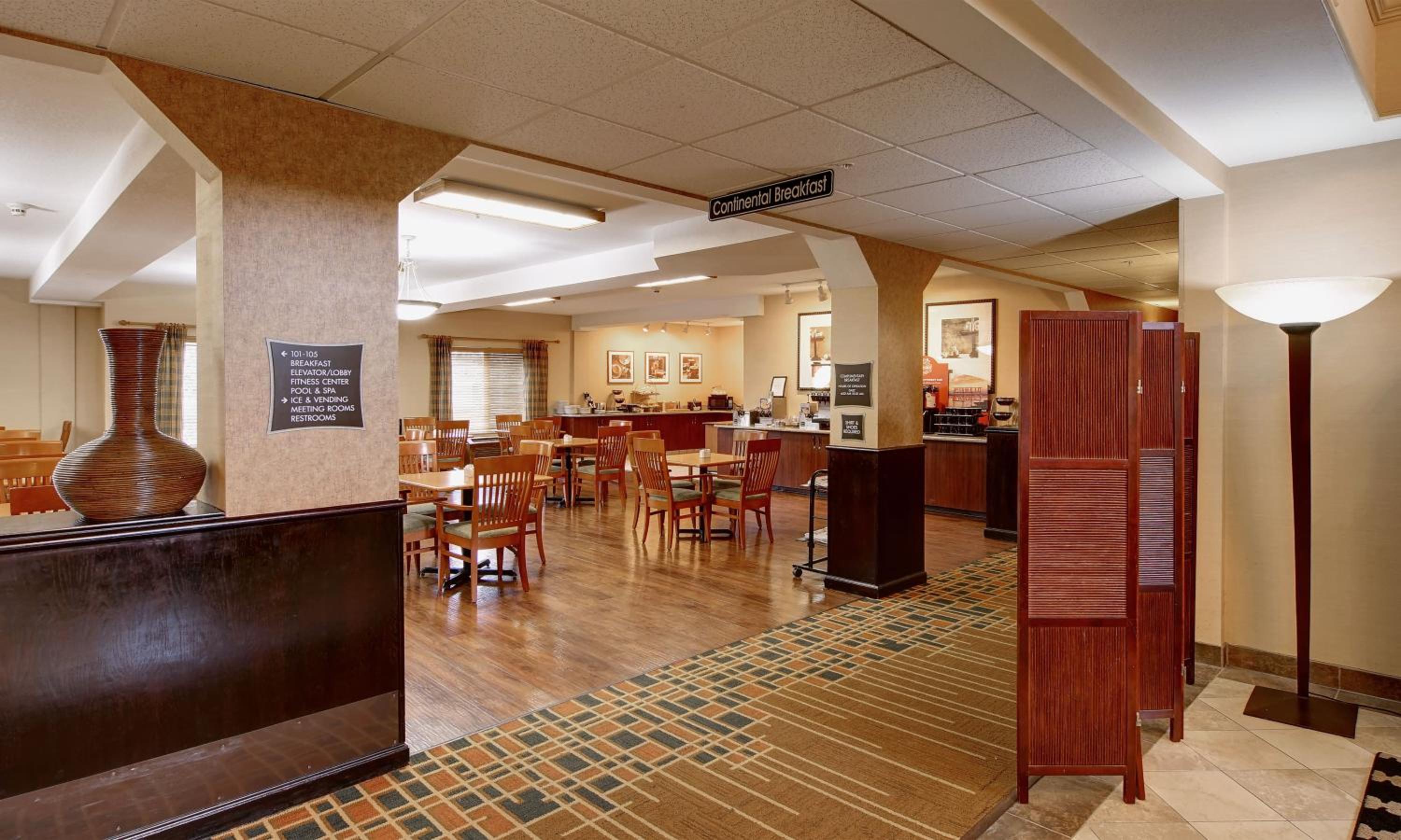Corvallis Vacations - Phoenix Inn Suites Albany - Property Image 2