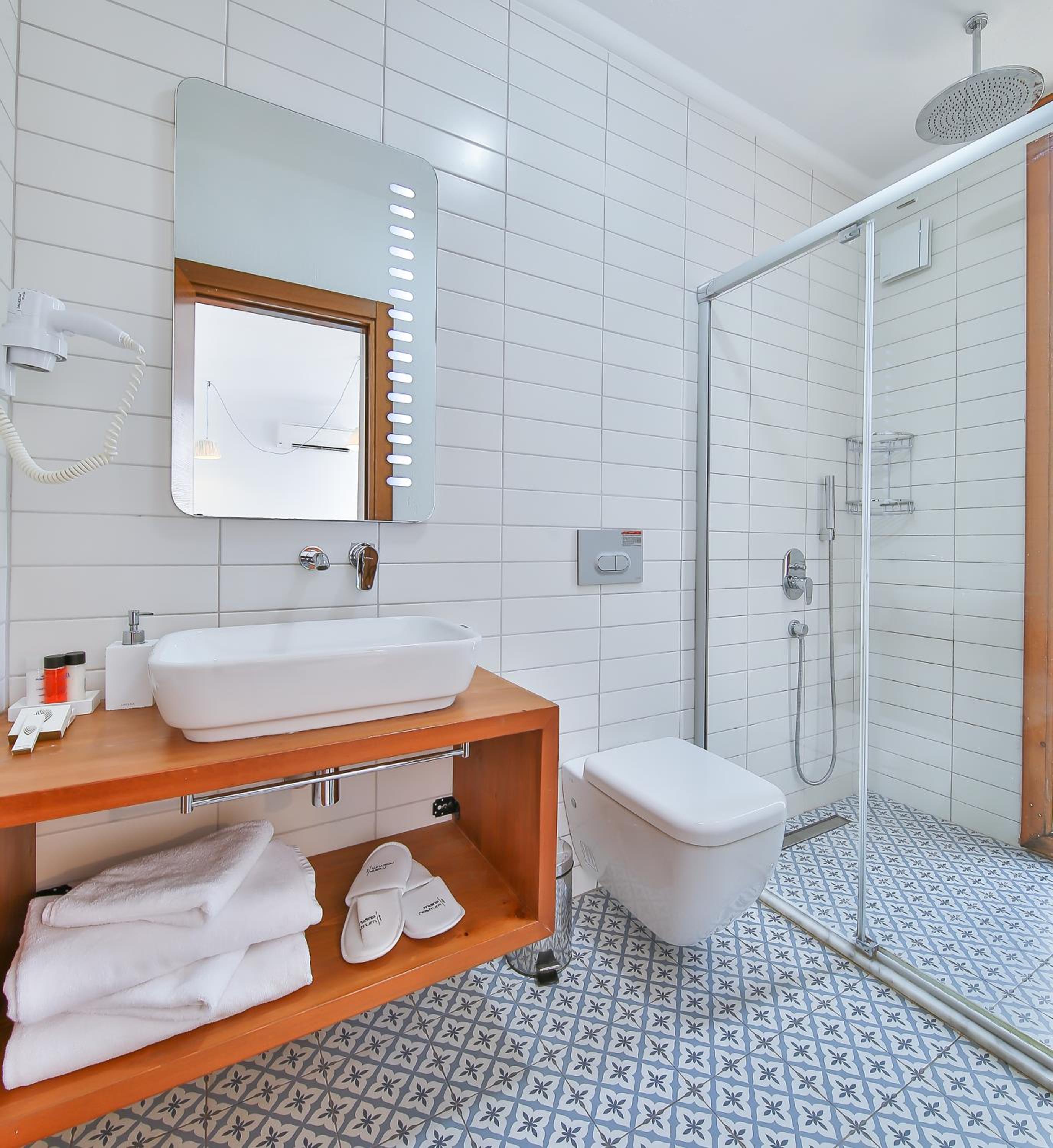 Mare Nostrum Apart - Image 55