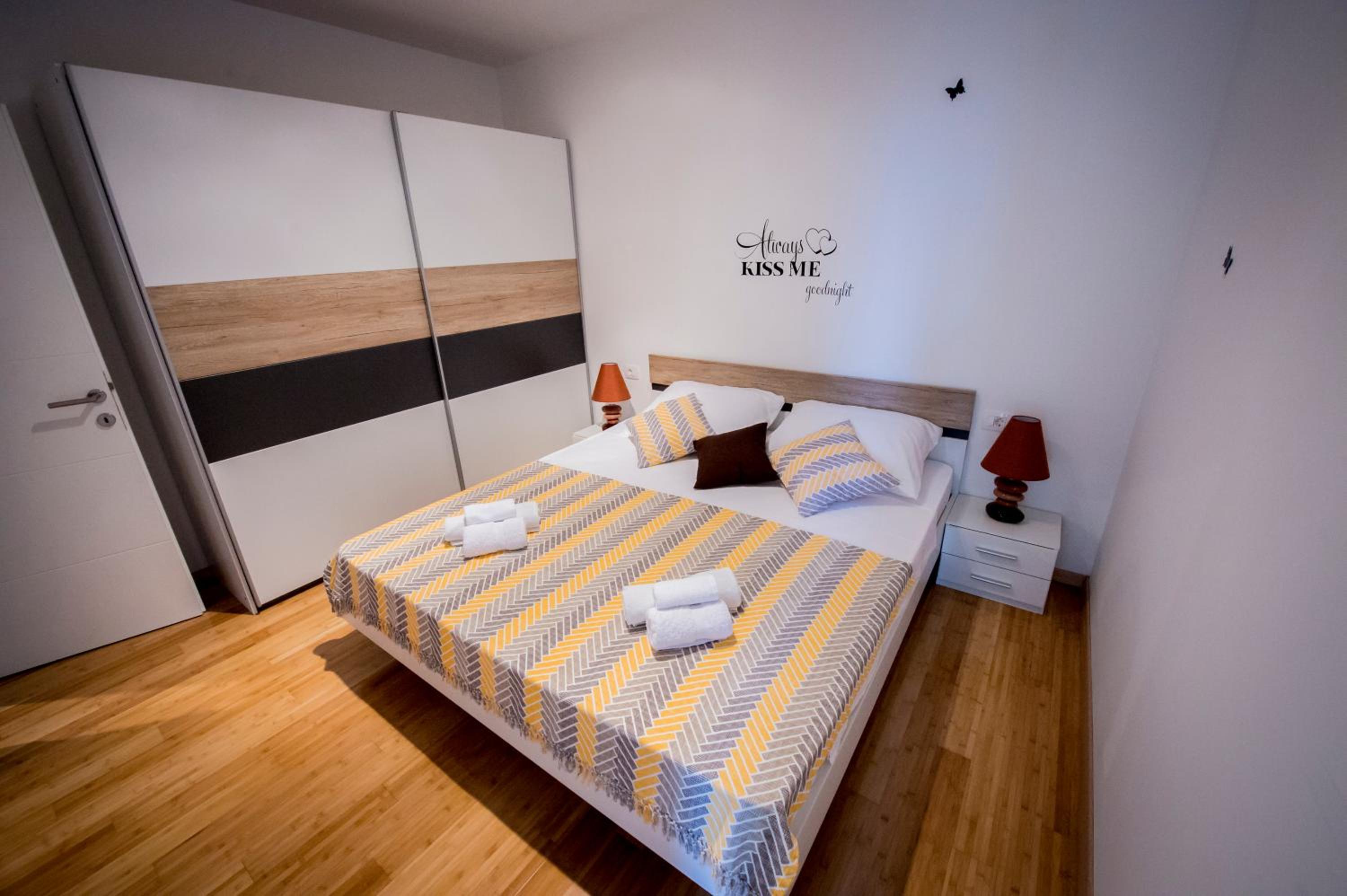 Apartment Luka