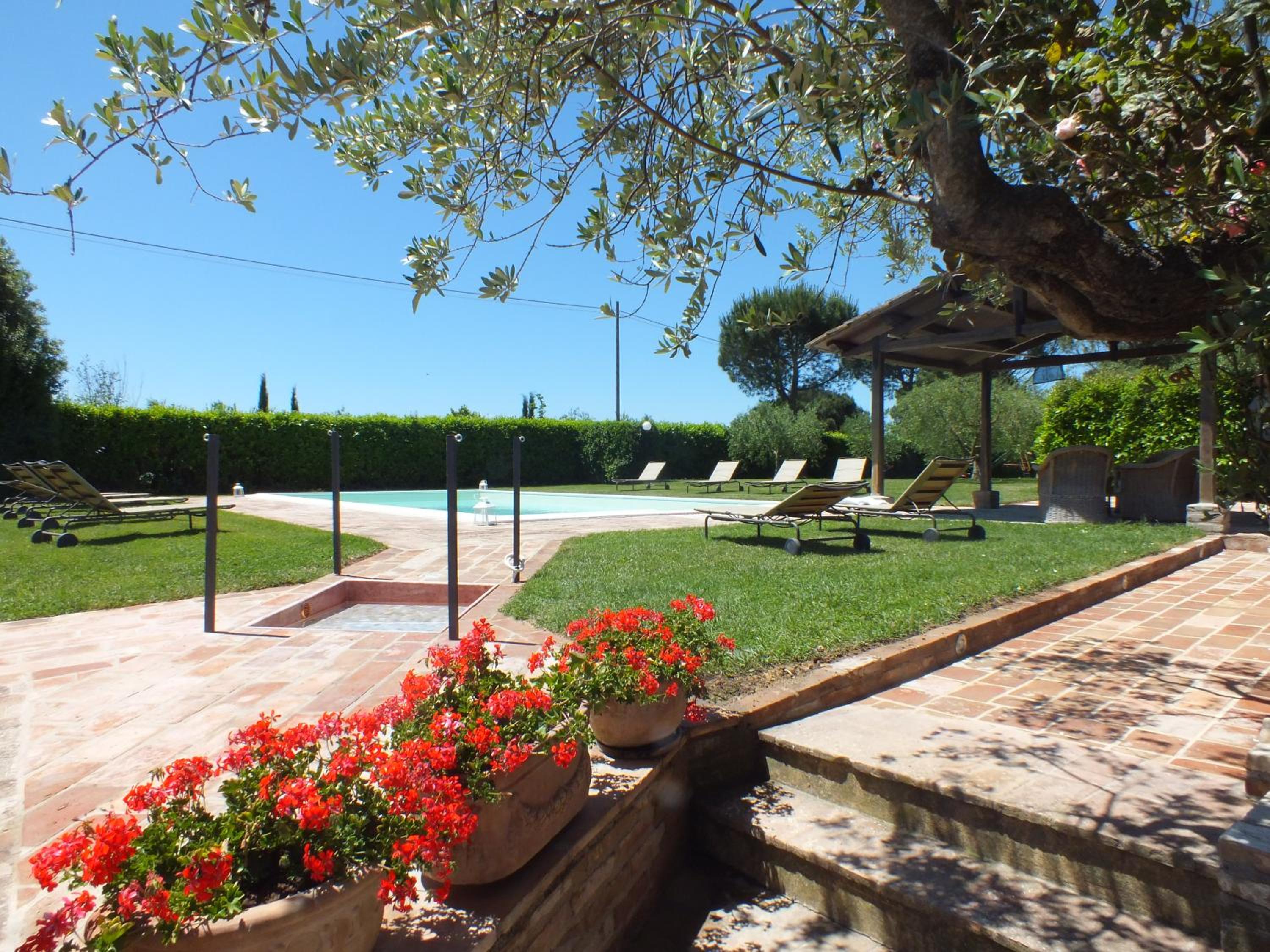 Agriturismo Wine Casale Villa Chiara view 5