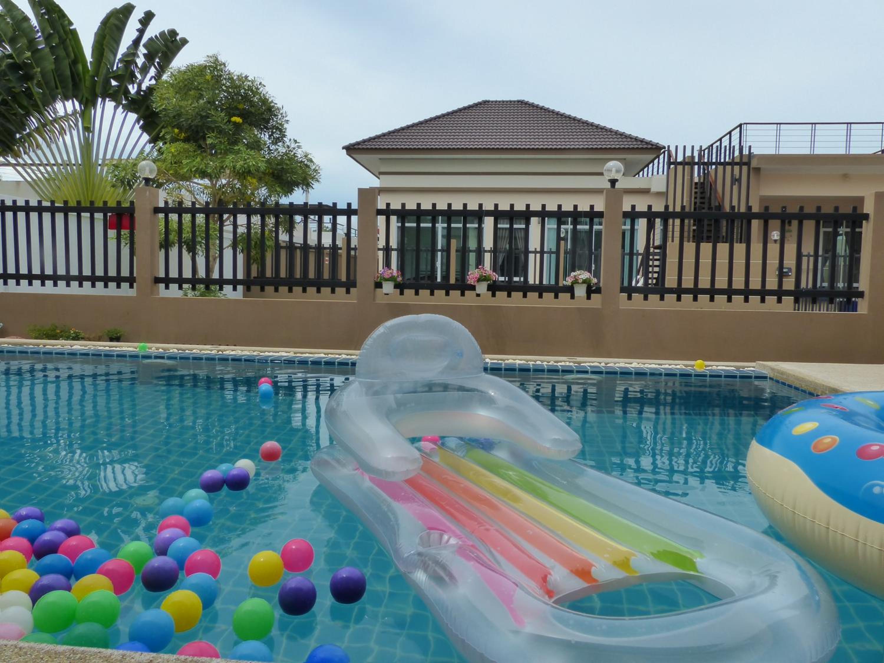 So Cool Pool Villa