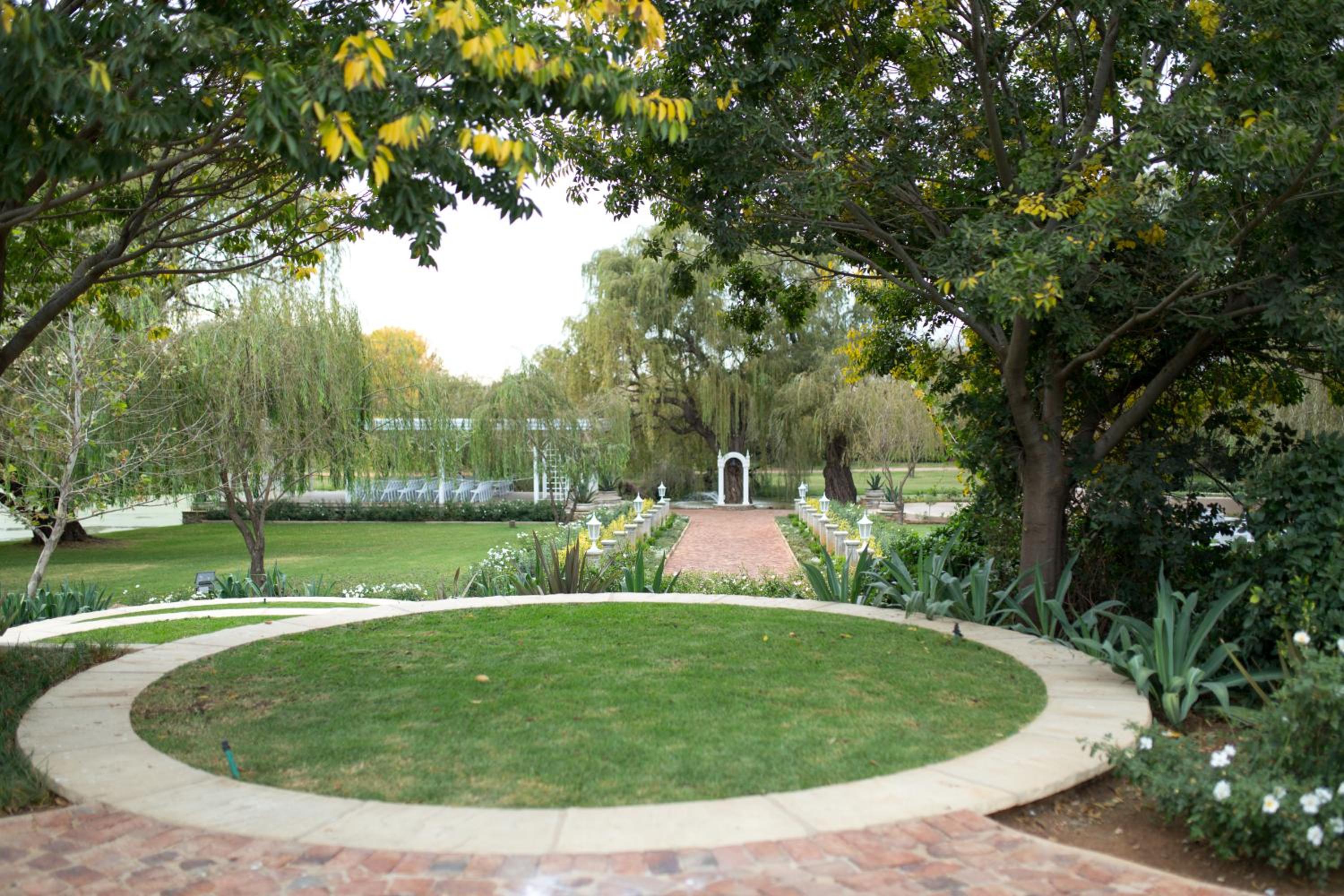 Oxbow Country Estate