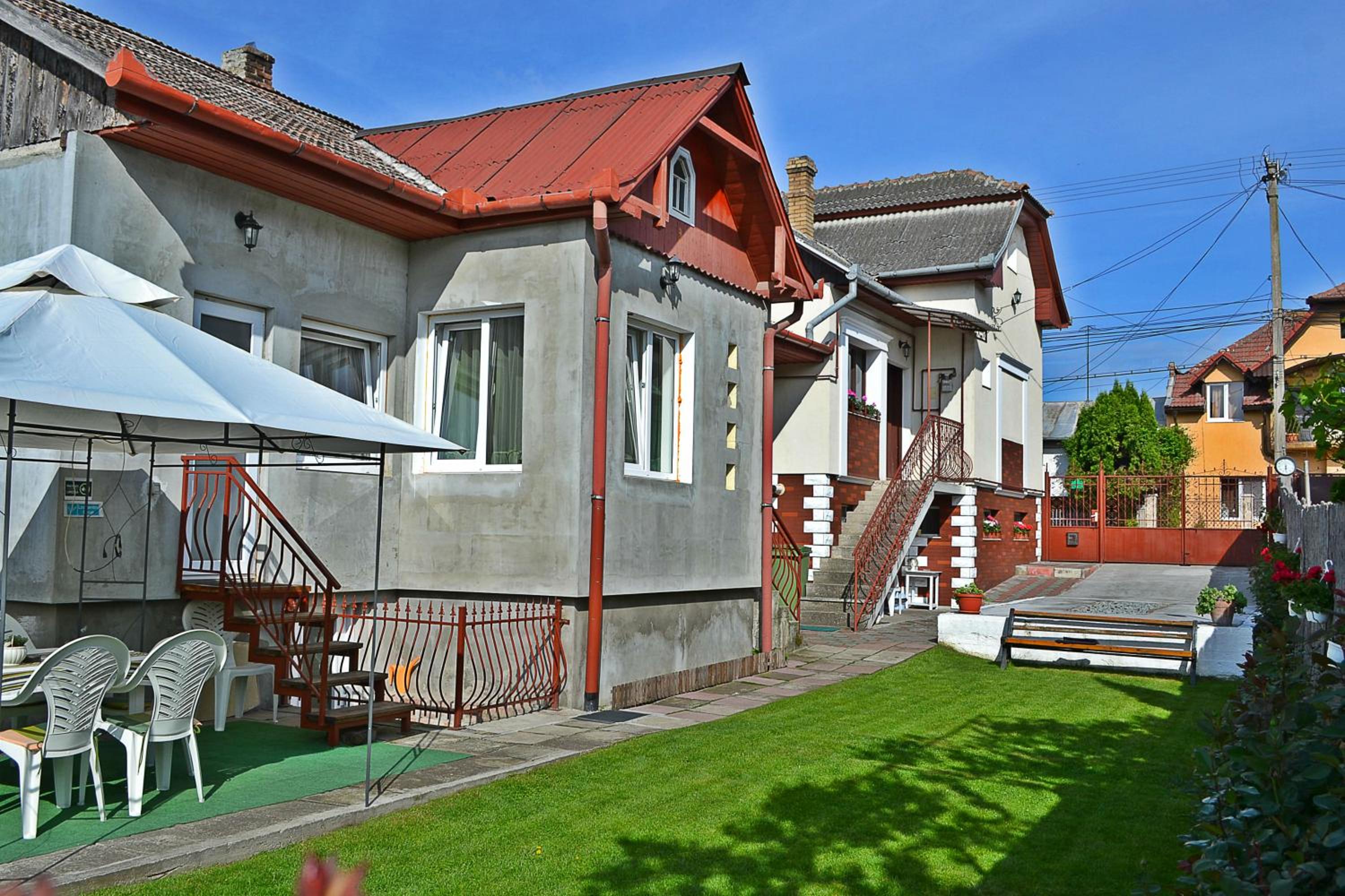 Photo 38
