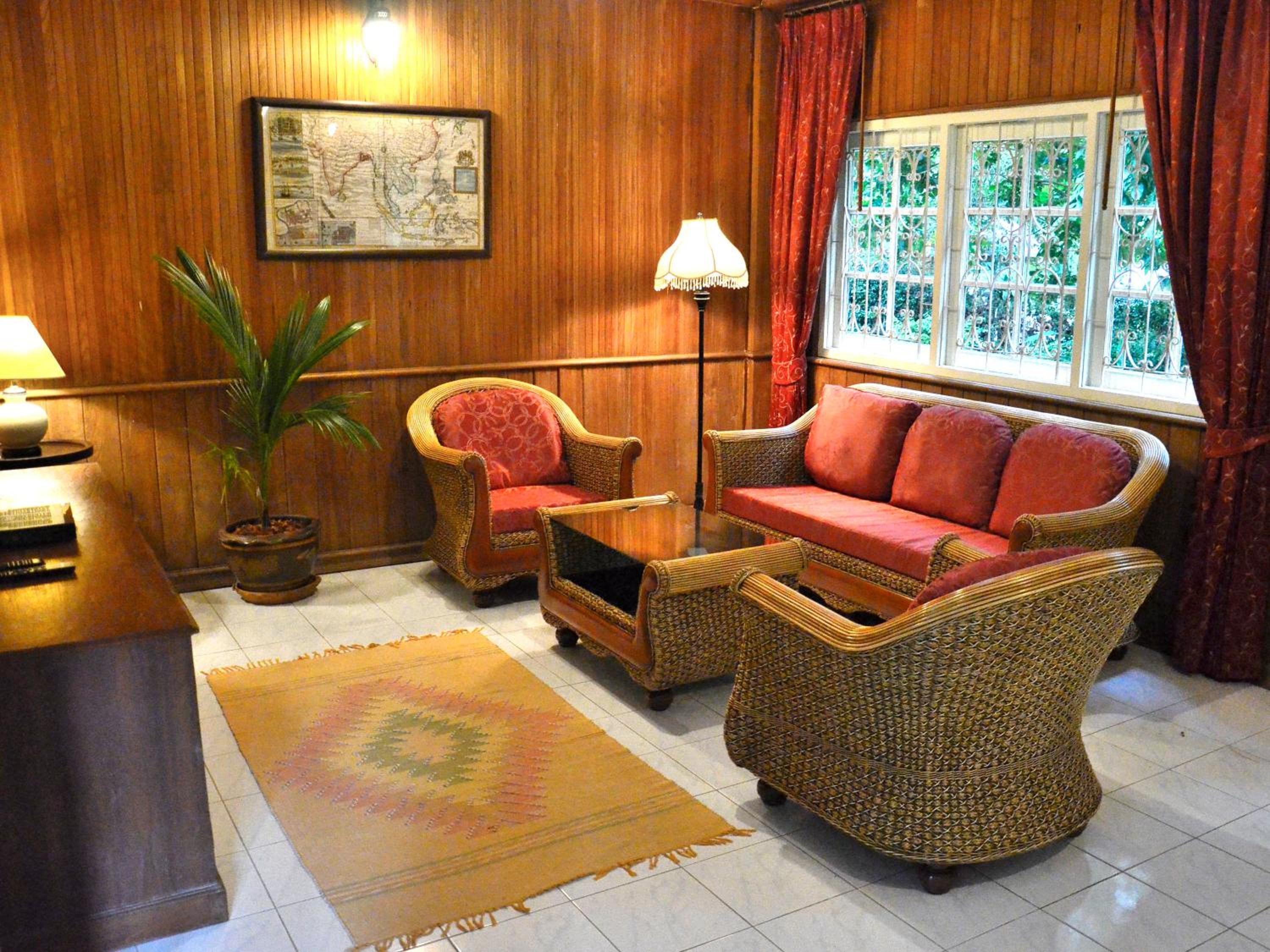 Baan Khun Nang Colonial Residence