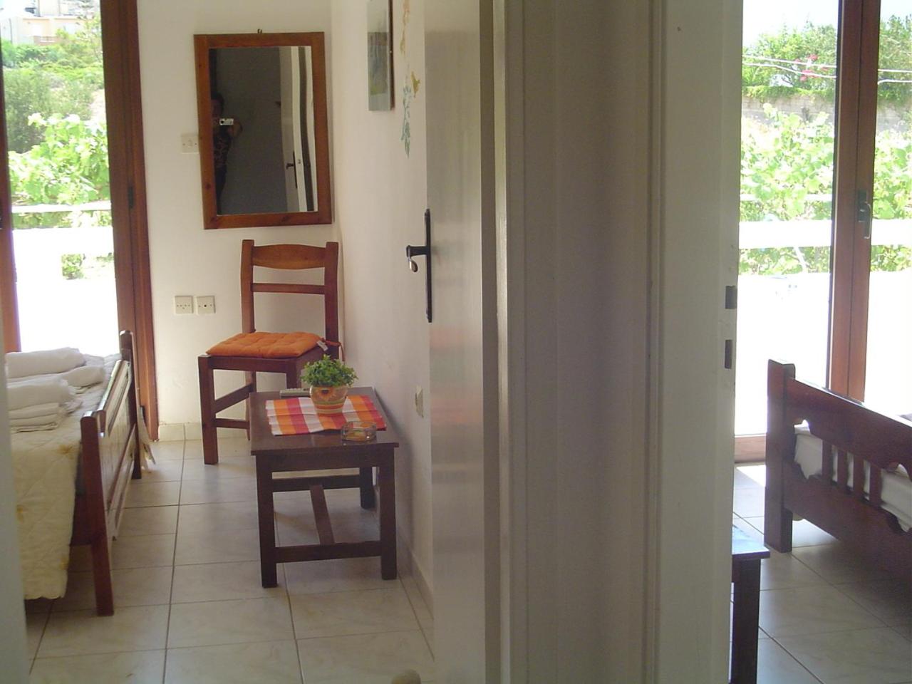 Photo 44