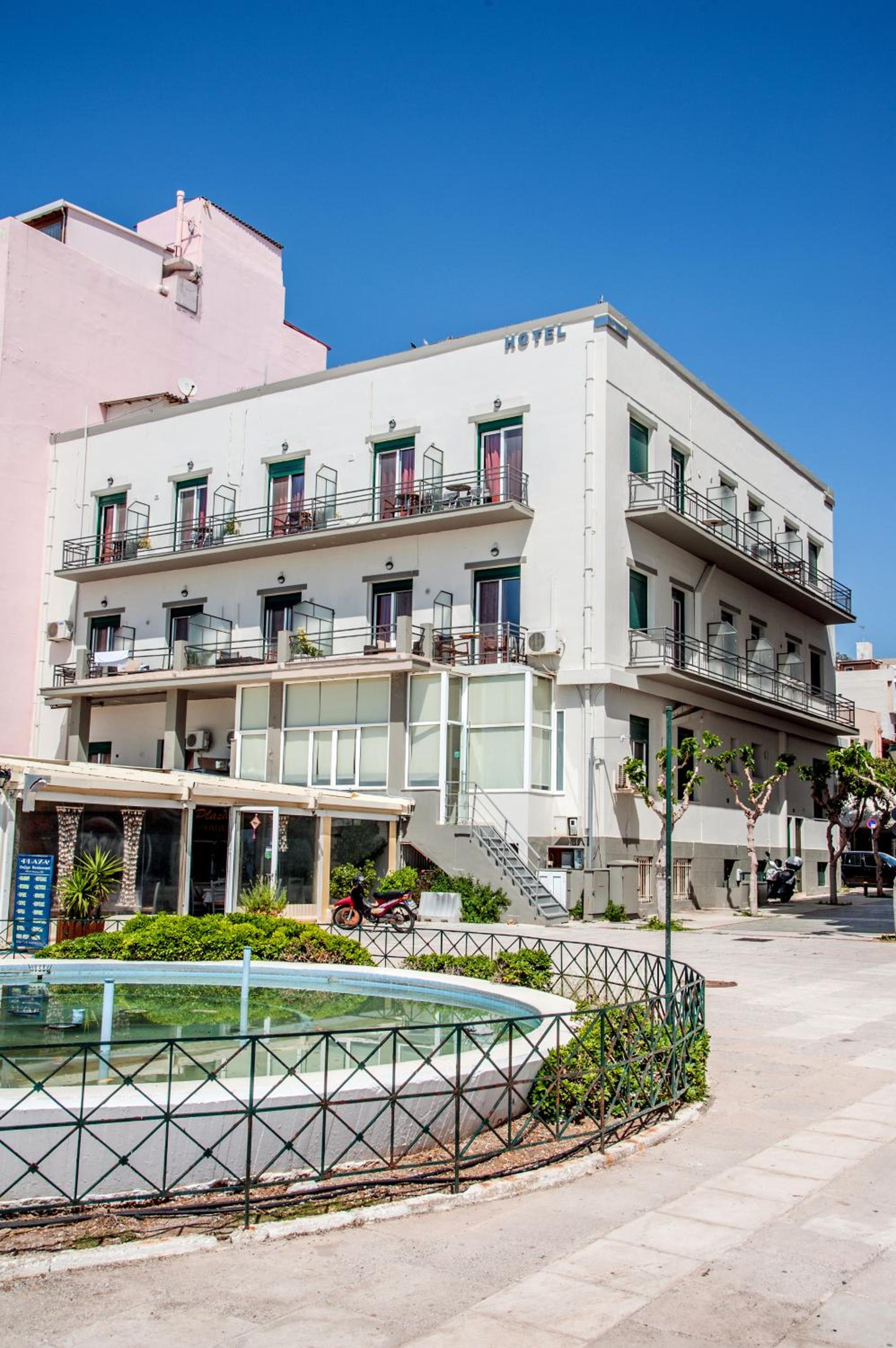 Loutraki Vacations - Plaza Hotel - Property Image 7