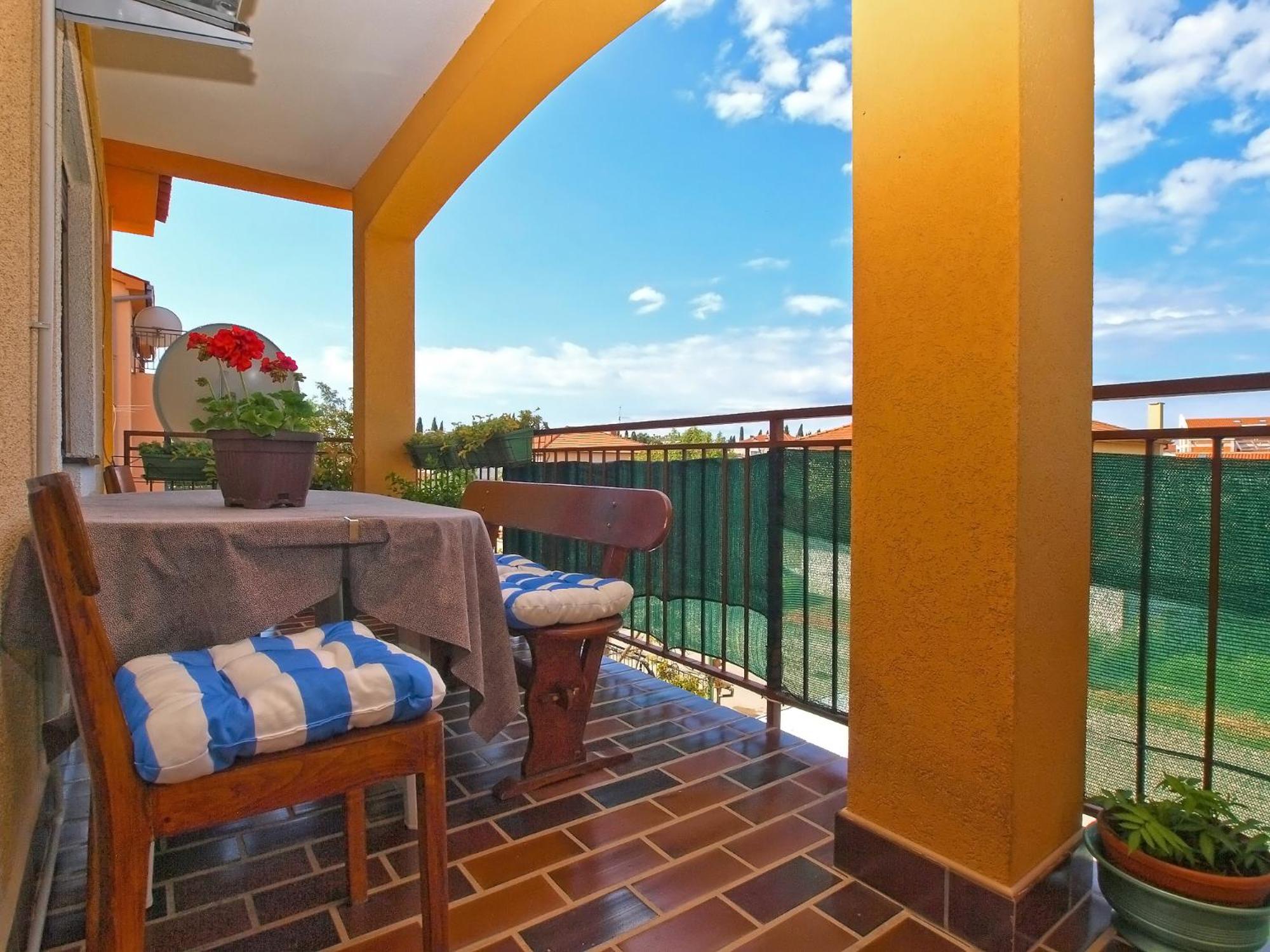 Apartment Snezana 1200 view 3