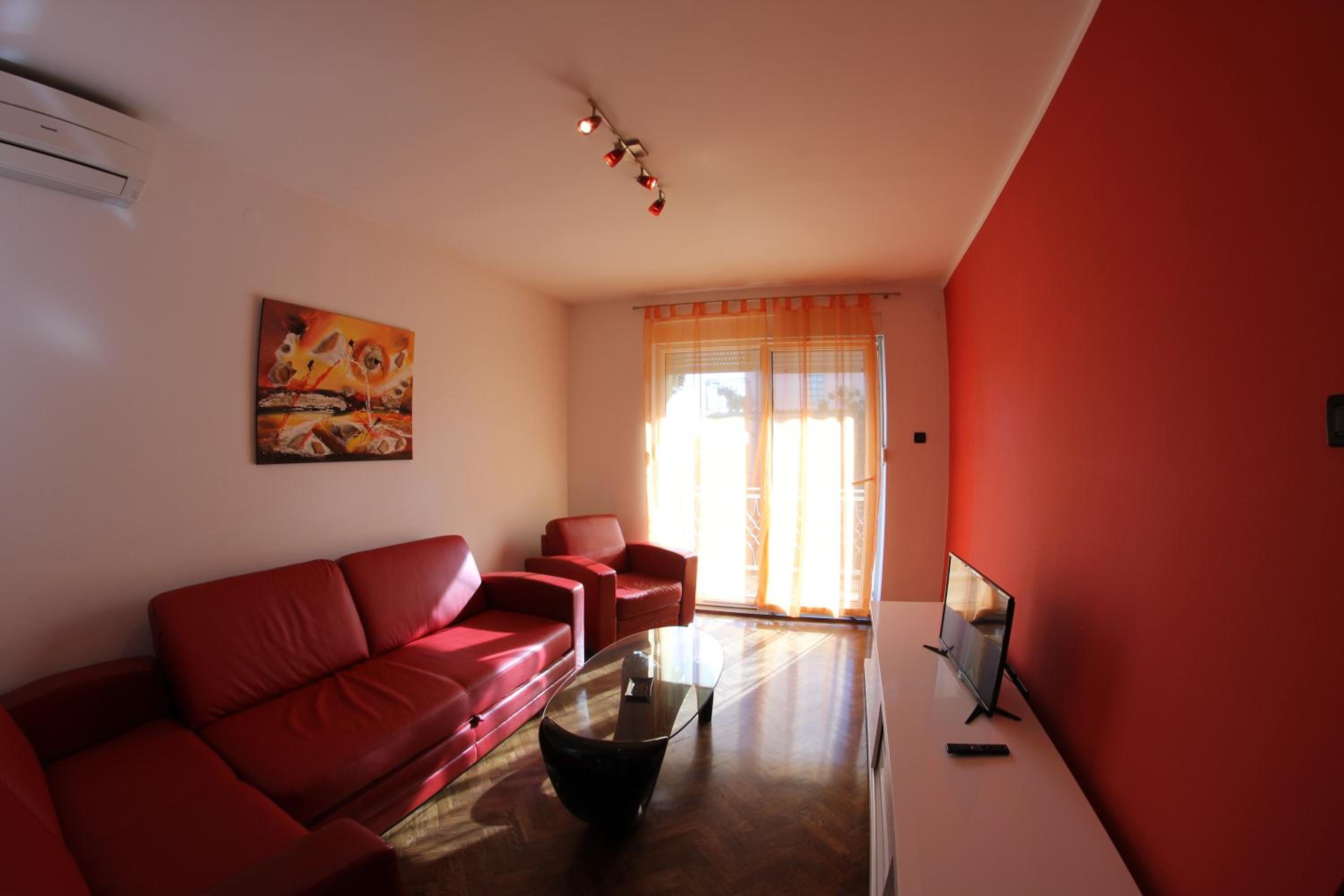 Apartments Neno