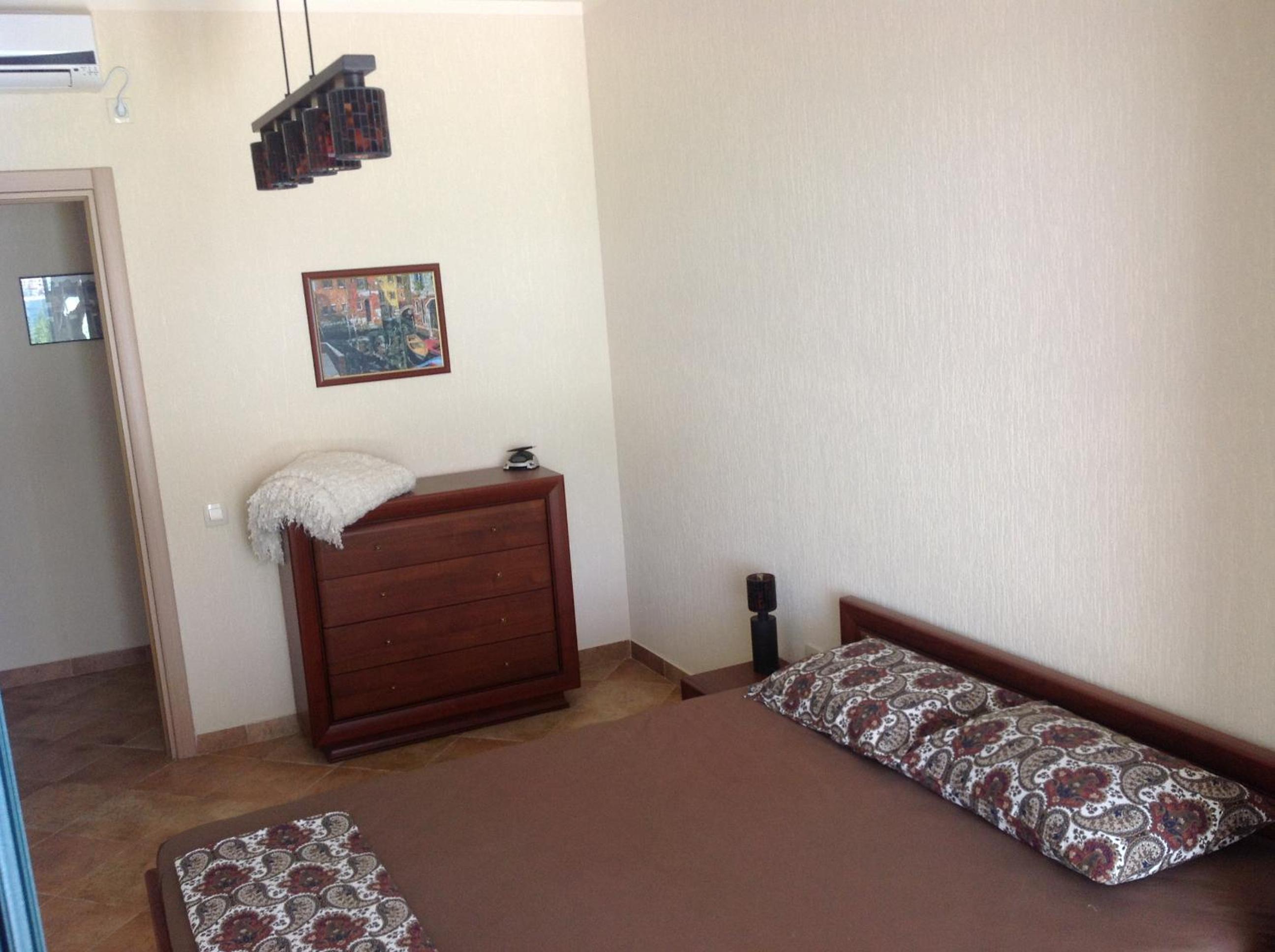 Photo 52