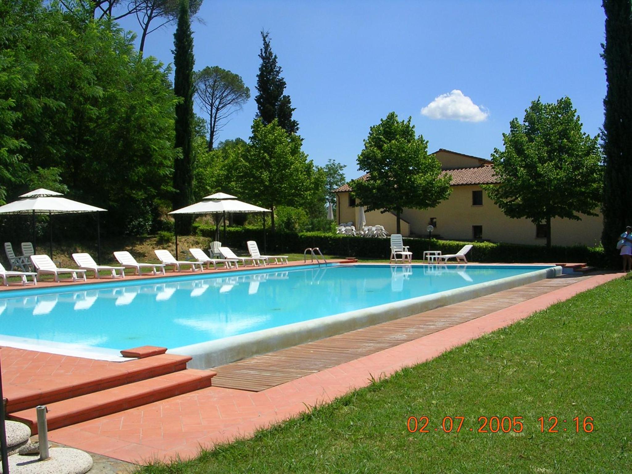Appartamenti Avanella a 150 mt dalla piscina 150 mt from swimming pool view 2