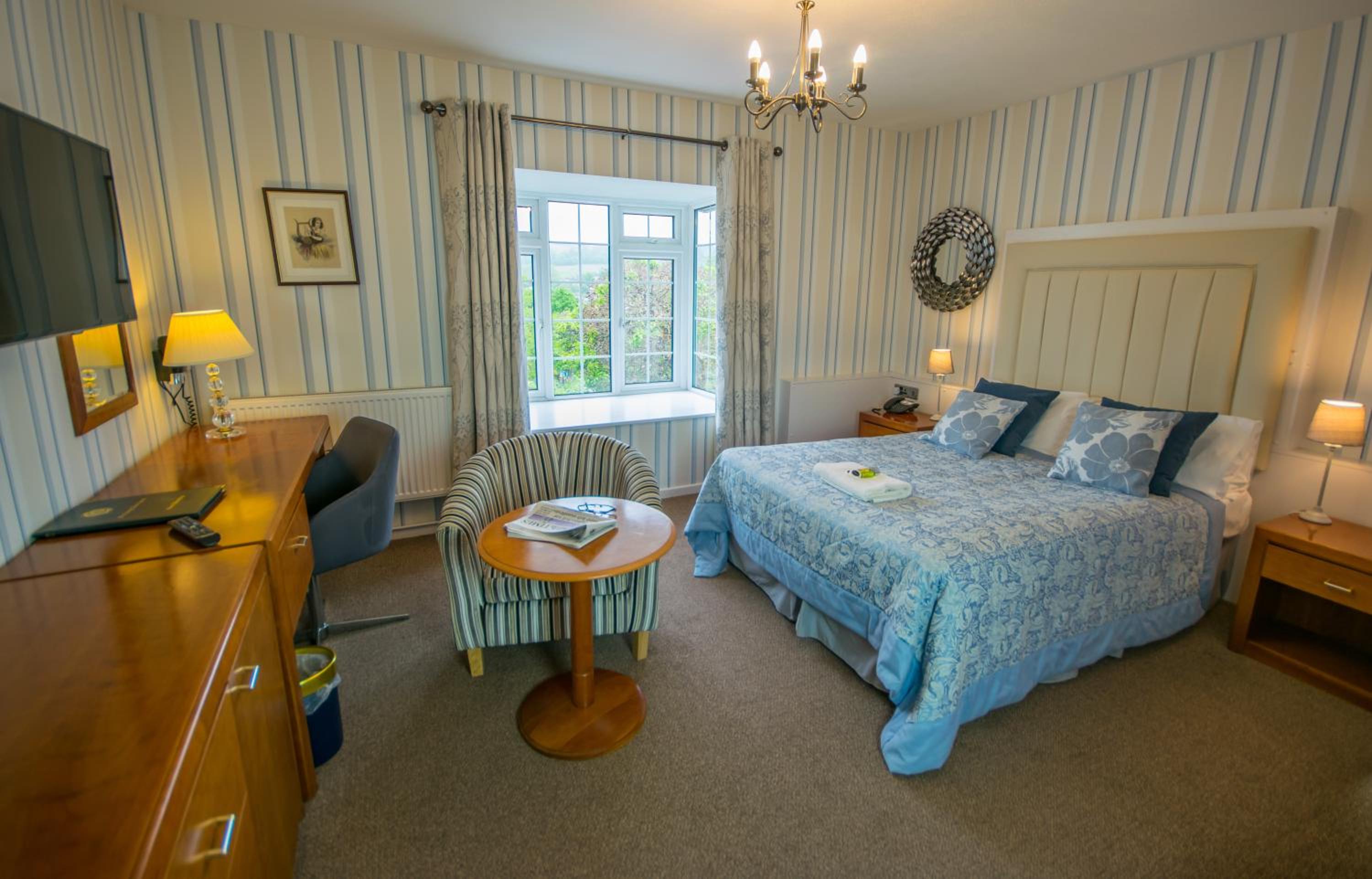 Pembroke Vacations - Old Kings Arms Hotel - Property Image 4