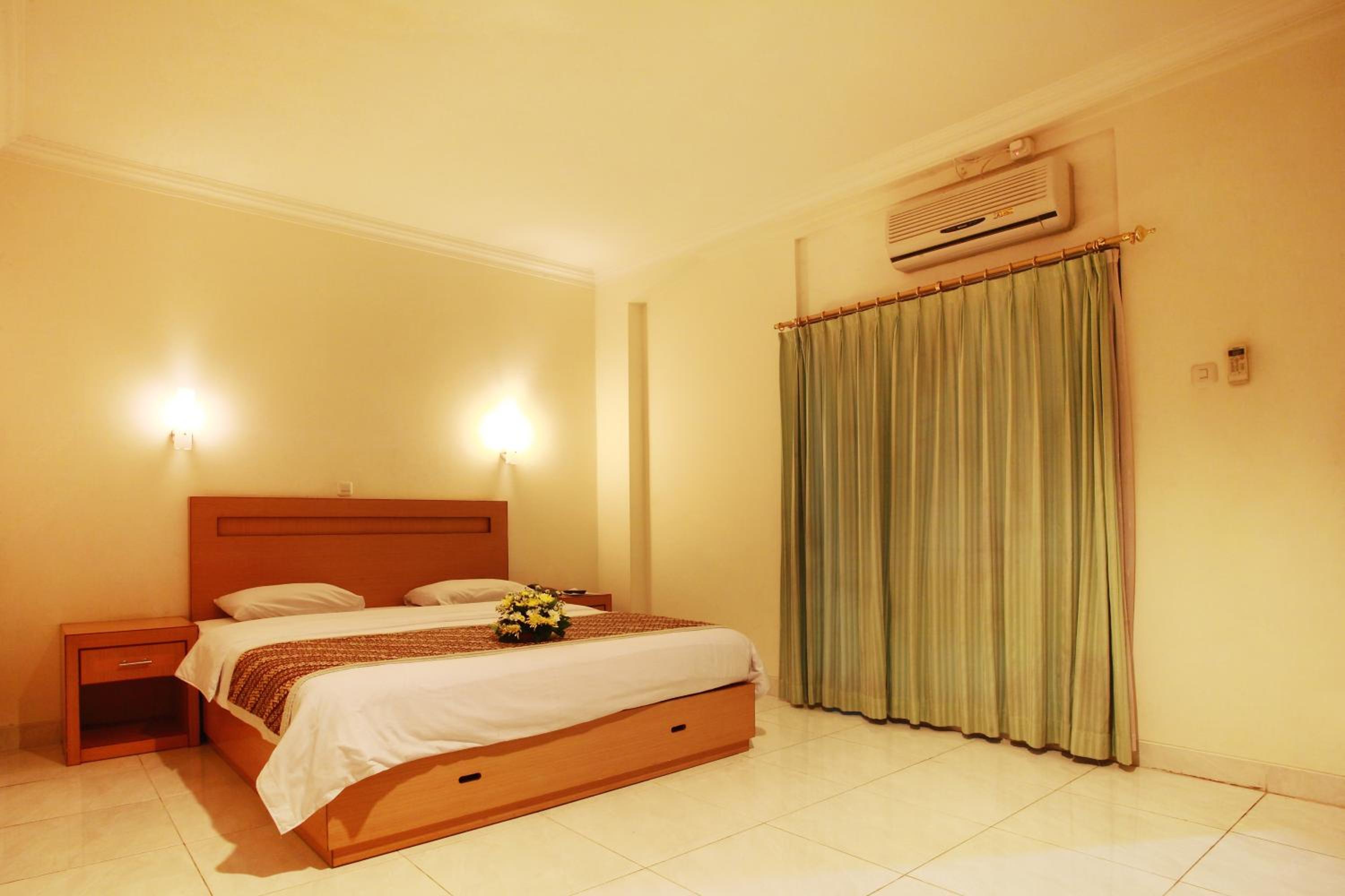 Syariah Arini Hotel, Solo - 12