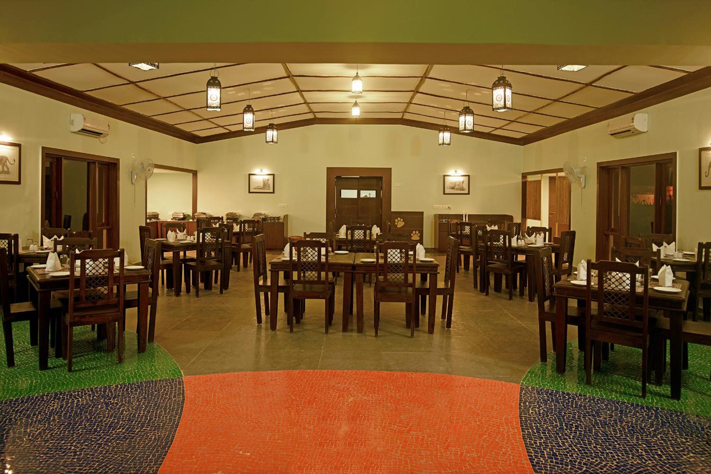 Asiatic Lion Lodge