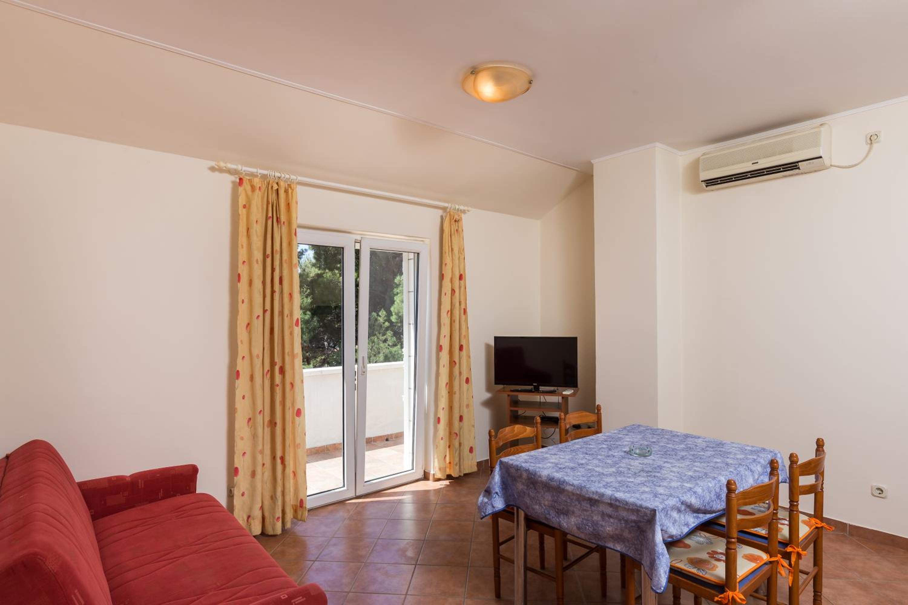 Apartment & Room Braica
