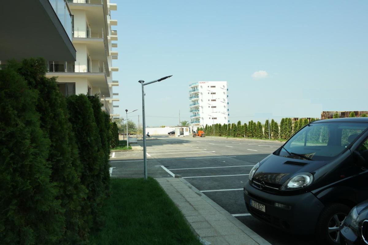 Photo 100