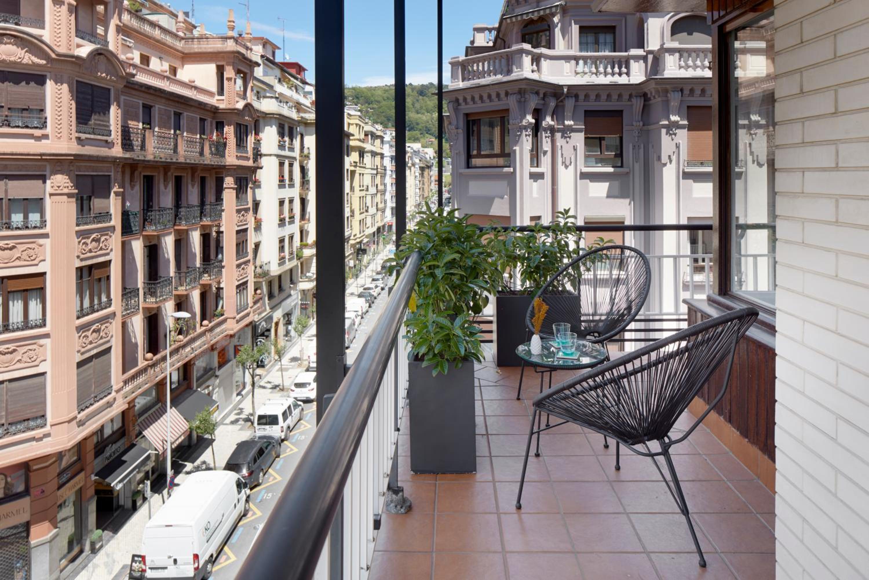 Larroka by FeelFree Rentals