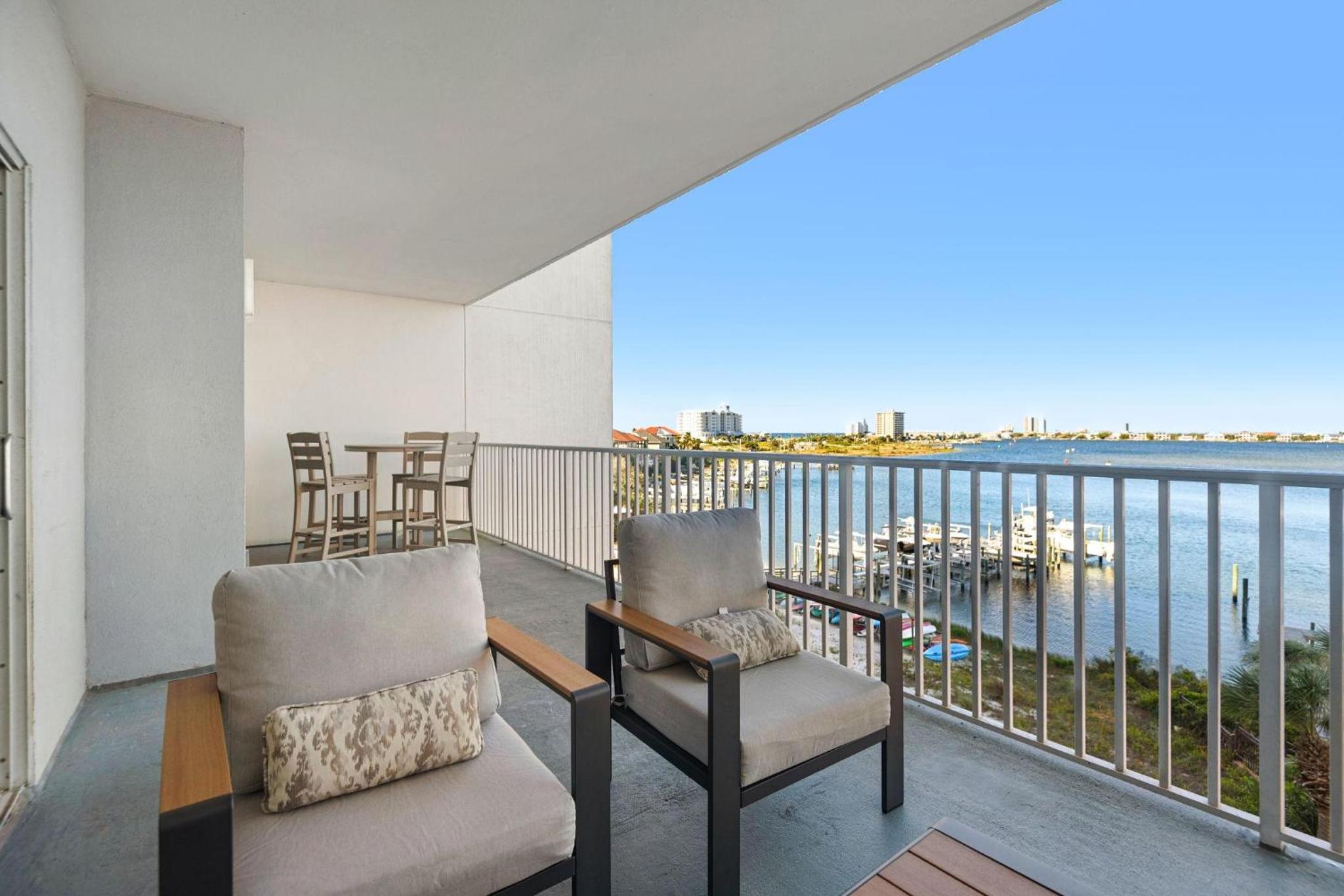 South Harbour 4E, photo 2