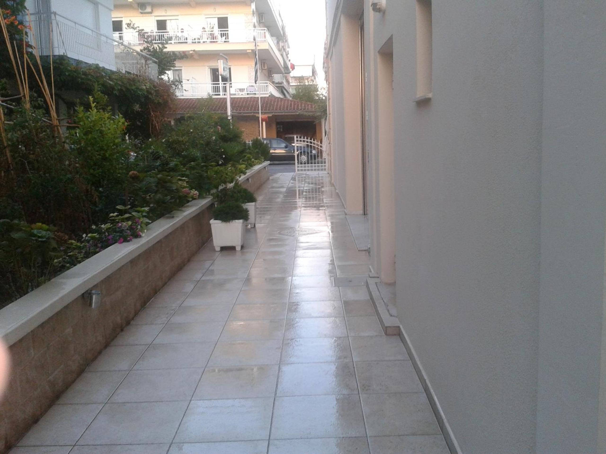 Photo 27