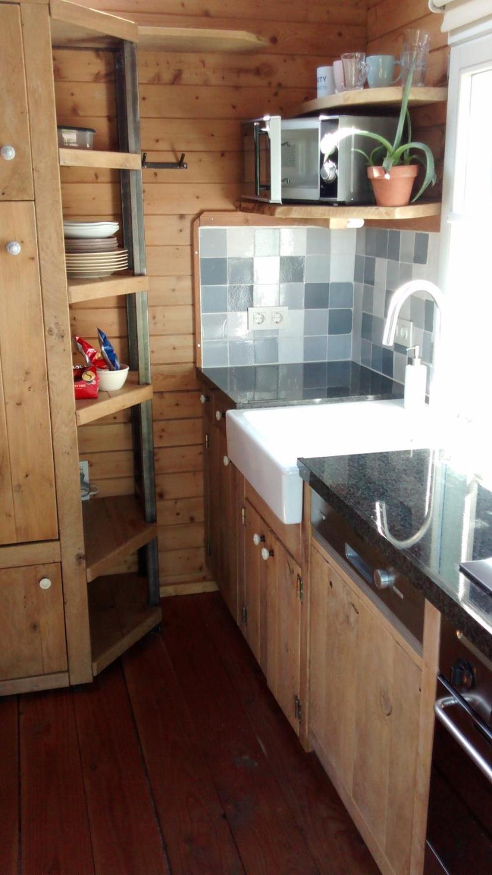 Photo 12