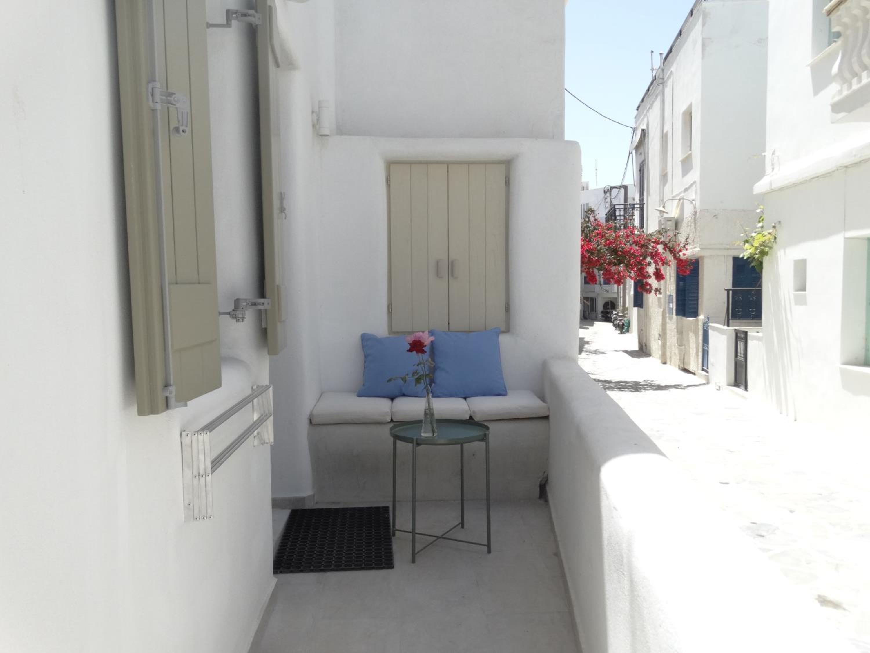 Naxos Oceamo view 4