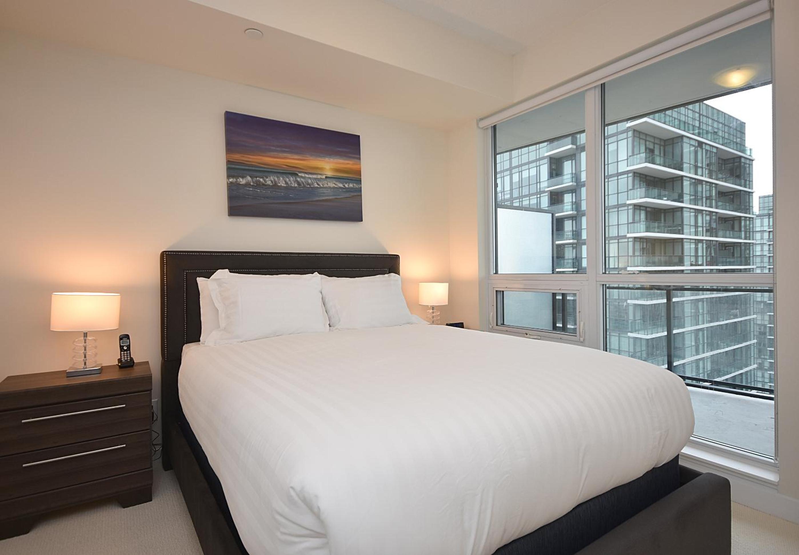 Royal Stays Furnished Apartments - Square One