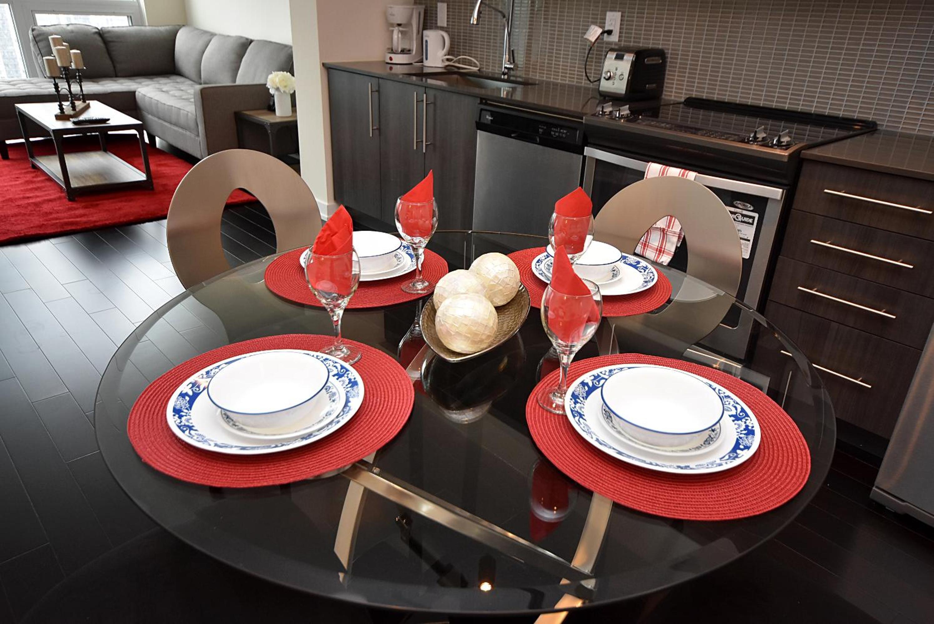 Royal Stays Furnished Apartments - Square One