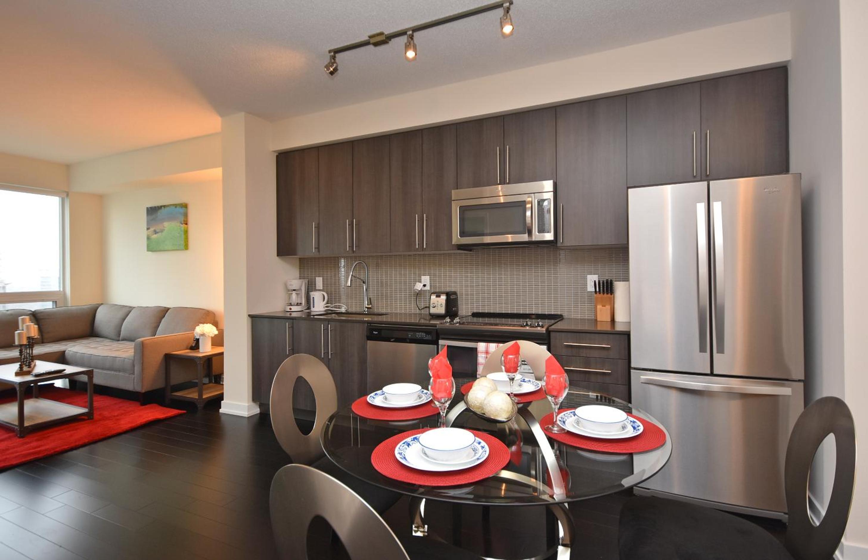 Royal Stays Furnished Apartments - Square One