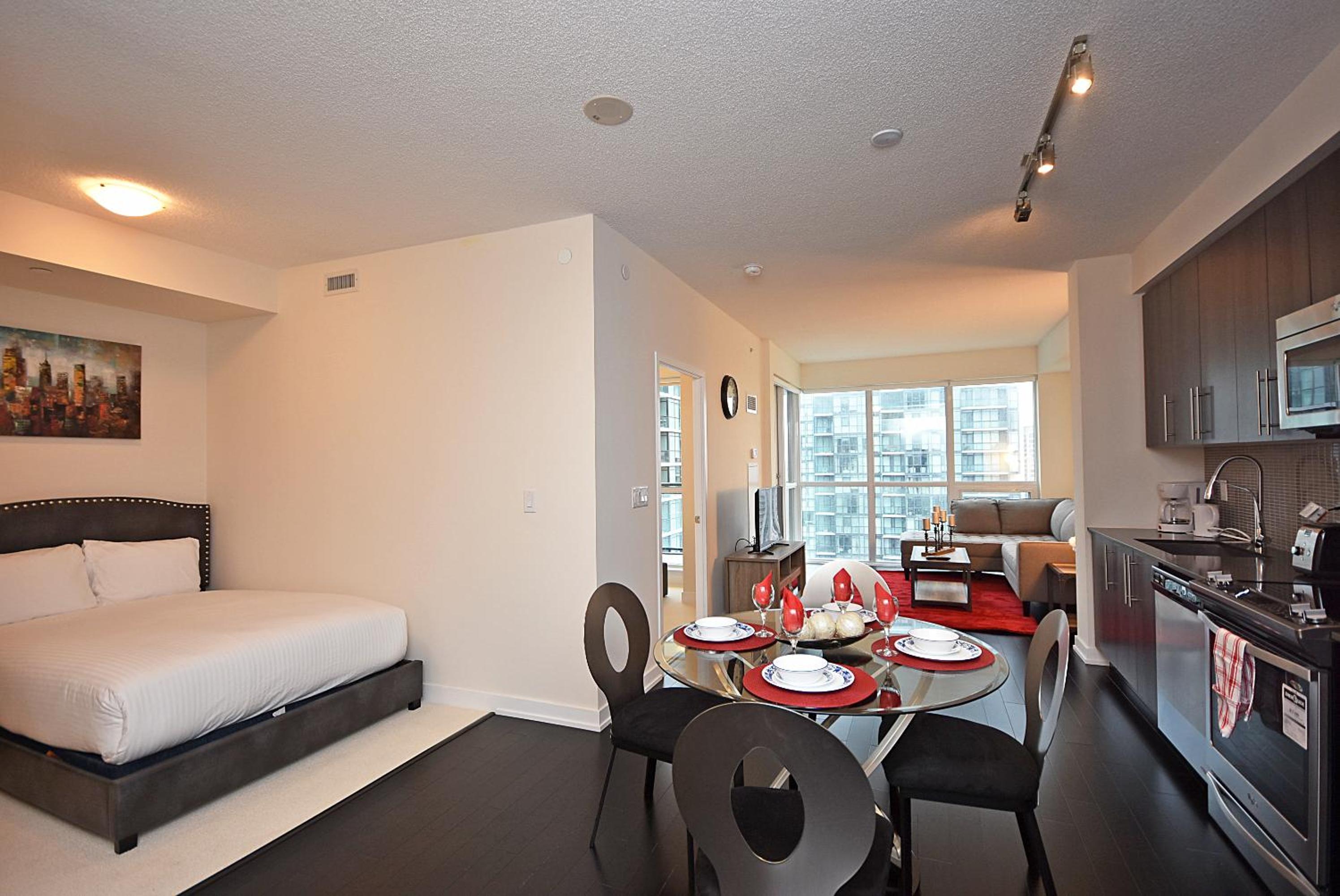 Royal Stays Furnished Apartments - Square One