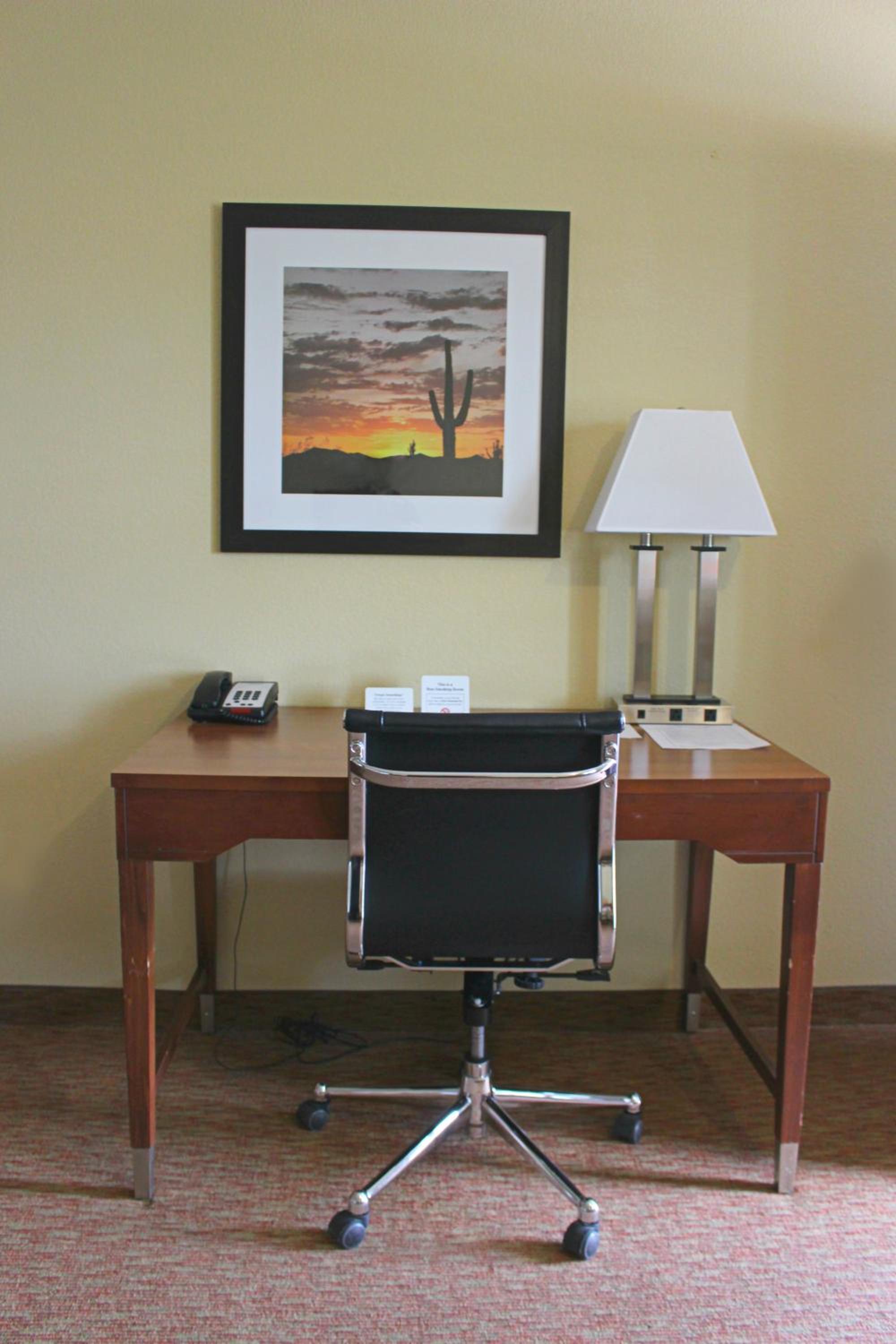 Southern Inn and Suites Kermit view 3