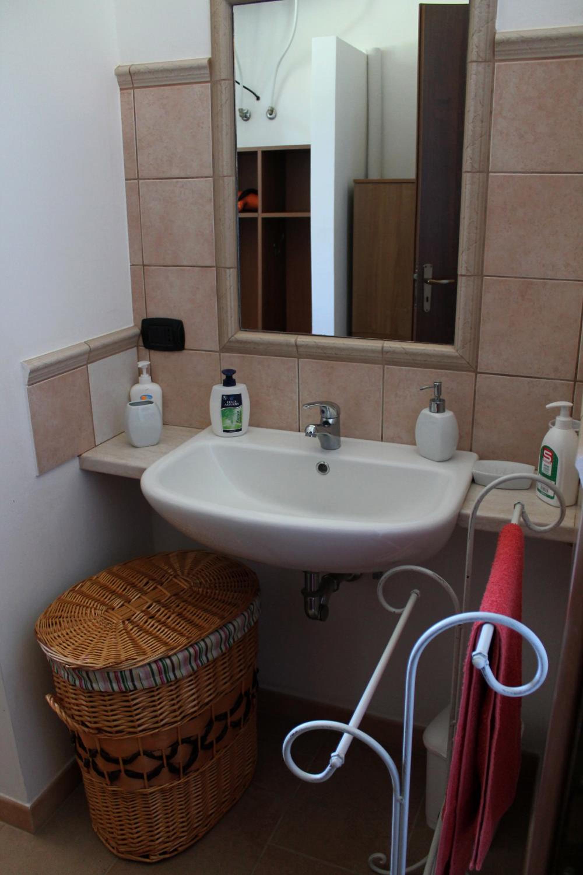 Photo 28