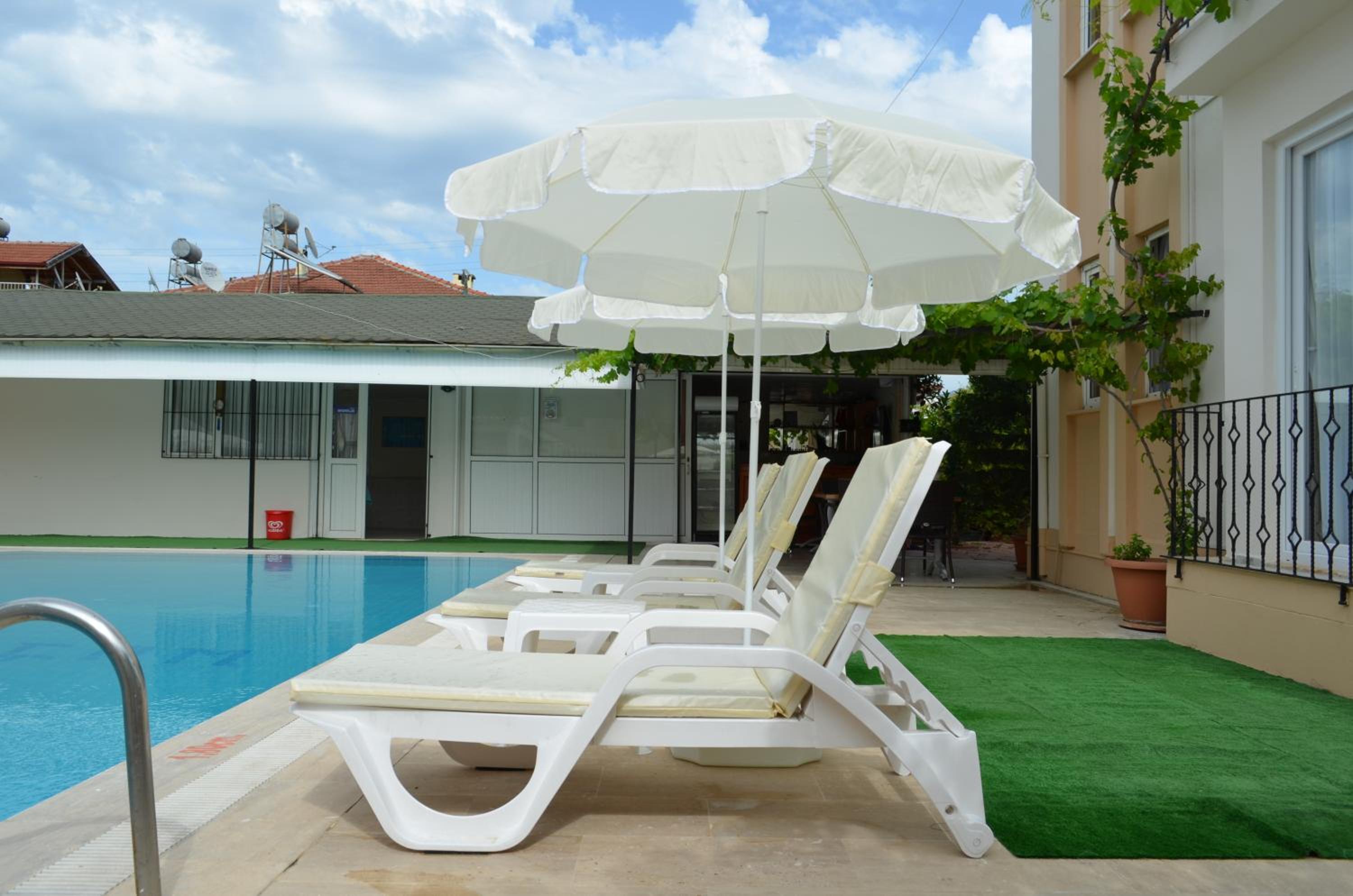 Cam Hotel - Image 24