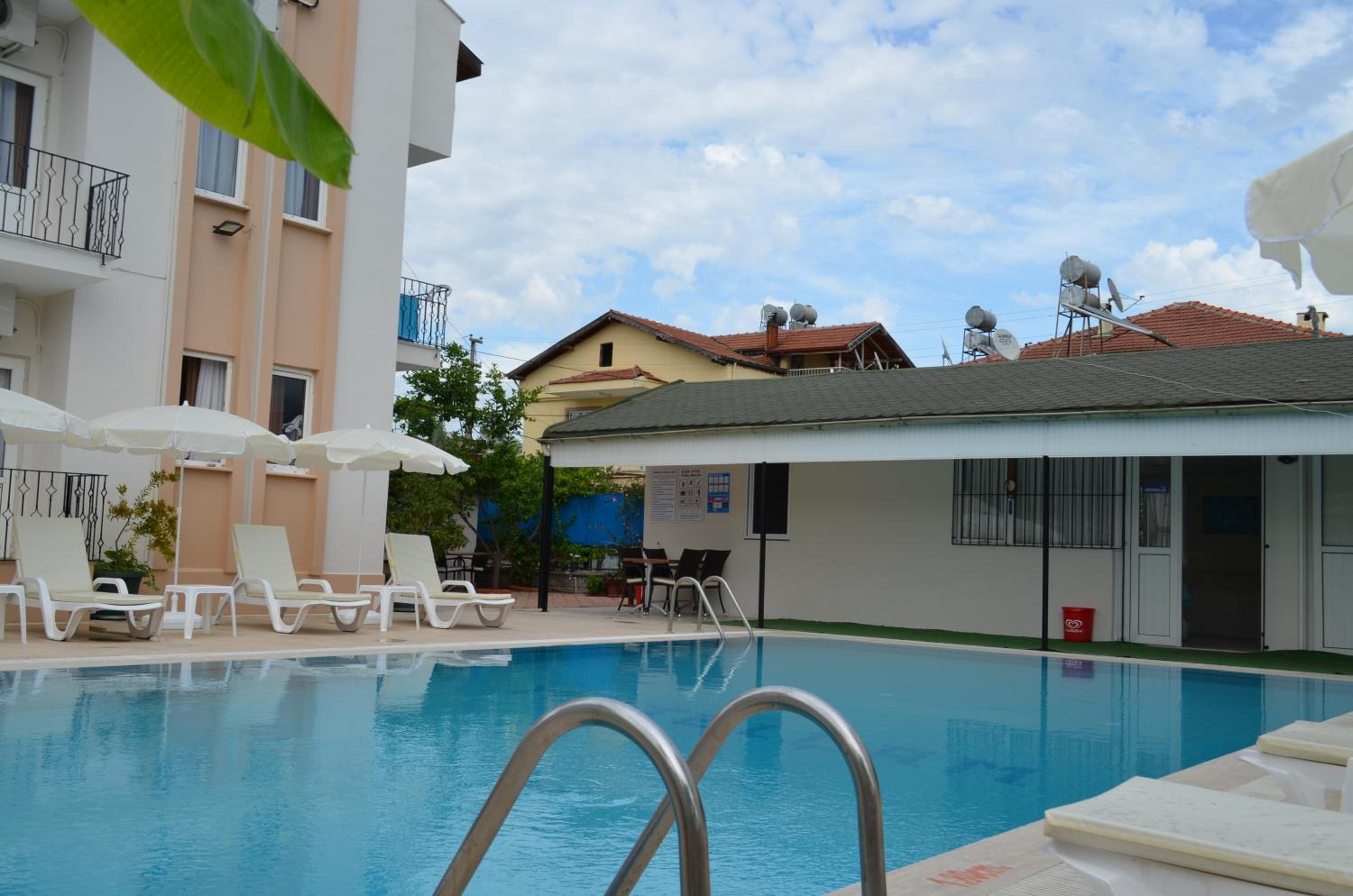 Cam Hotel - Image 25