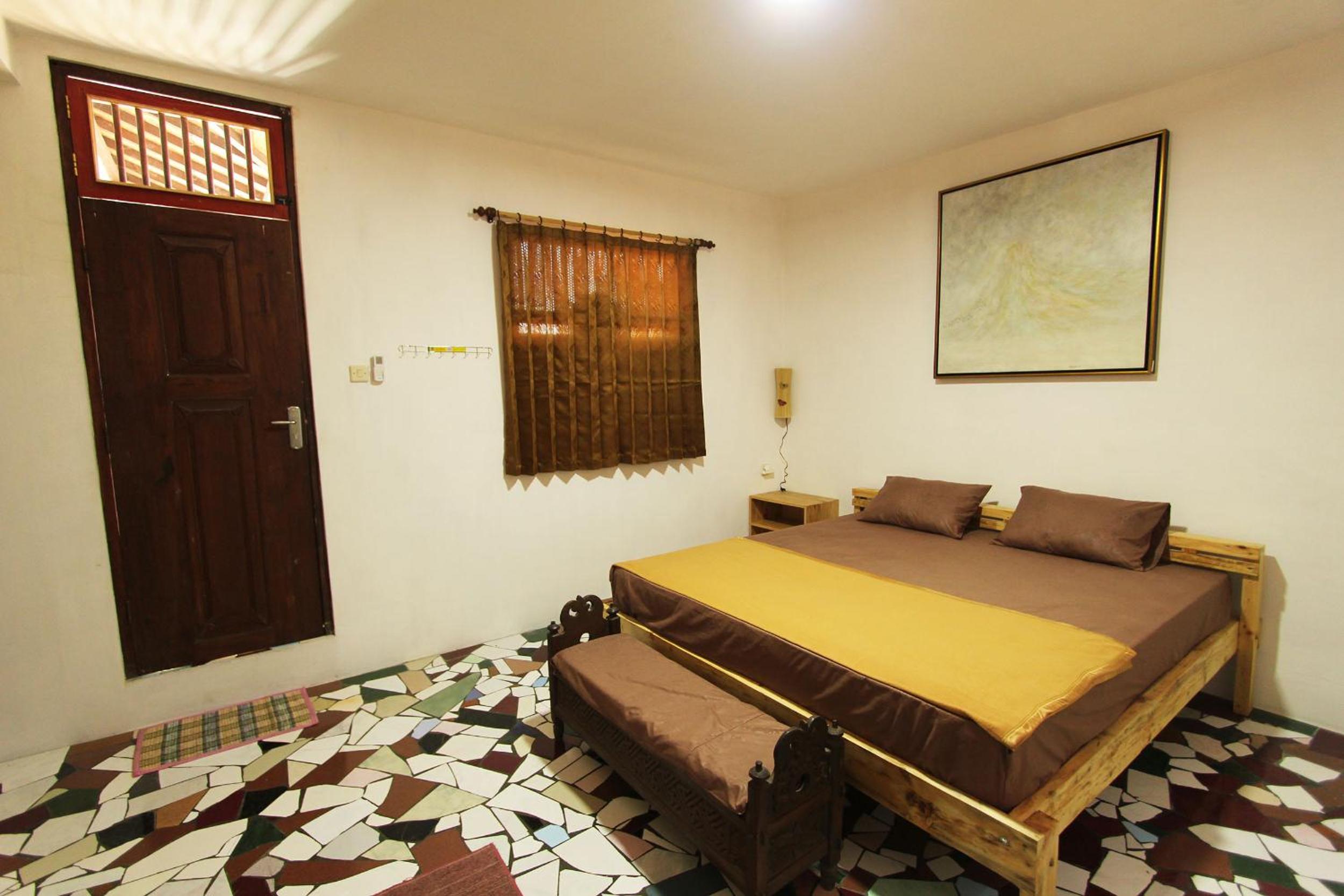Posnya Seni Godod Art Gallery & Homestay