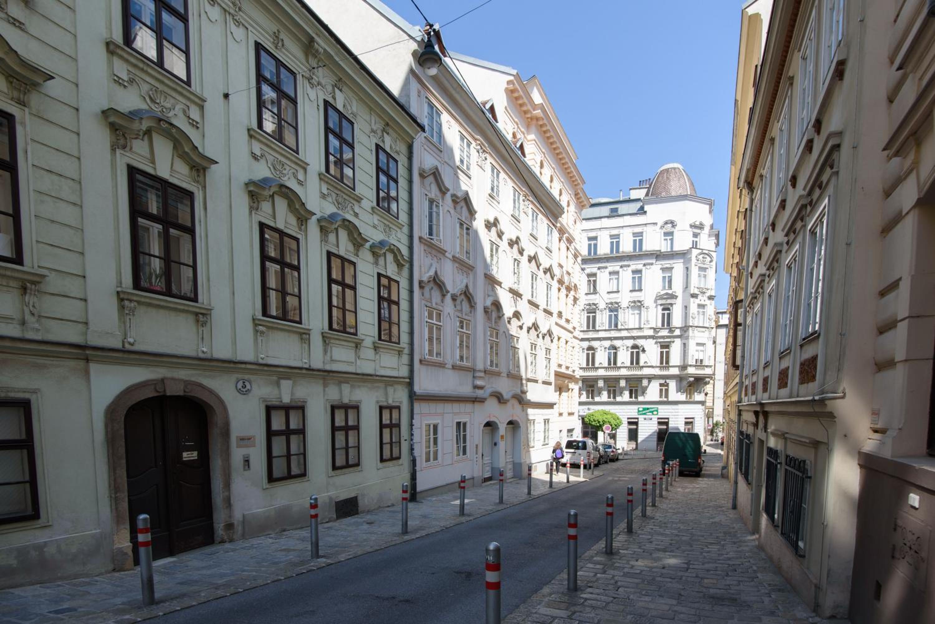 Design Apartment - Centrally located