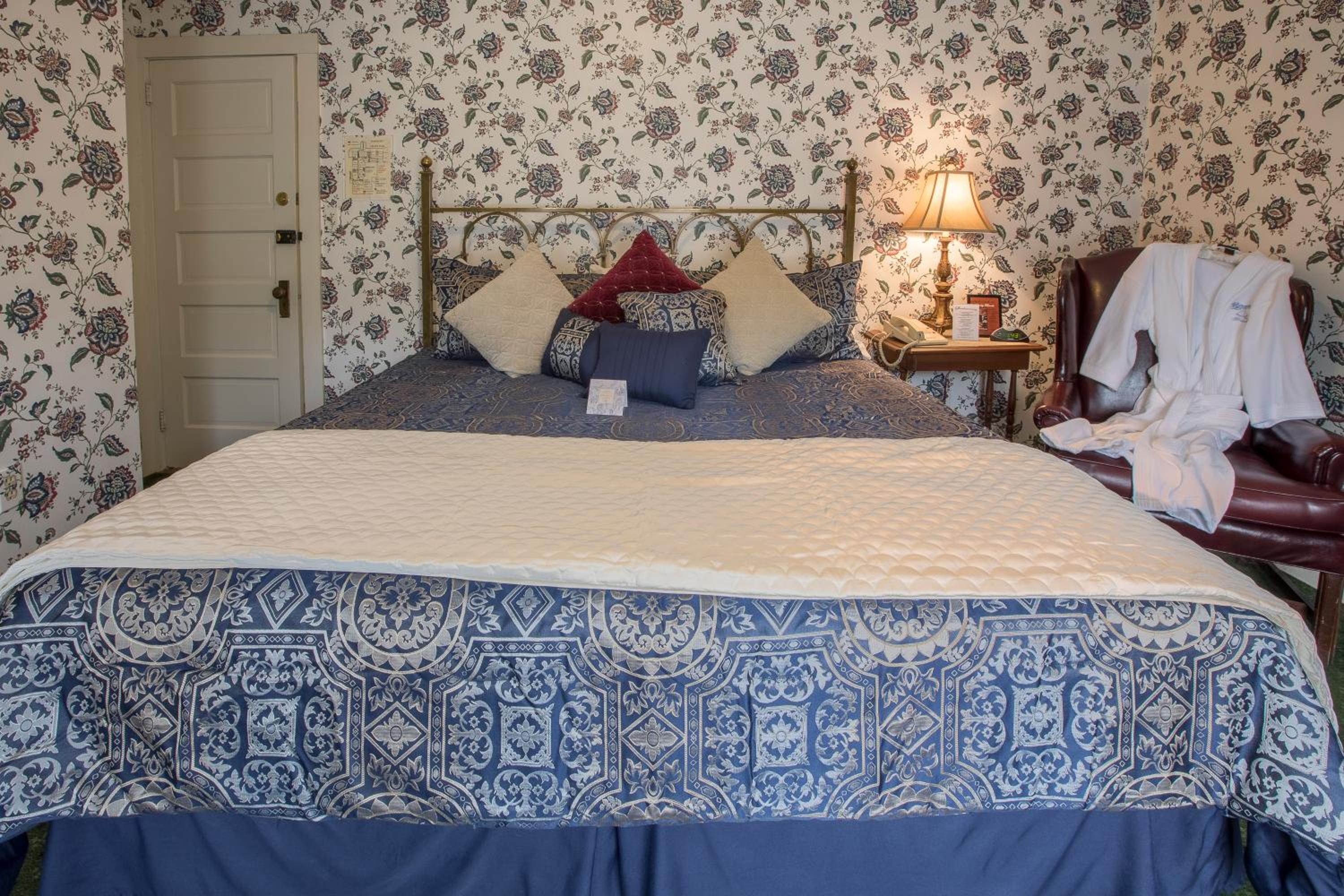 The Stroudsmoor by Wedgewood Weddings
