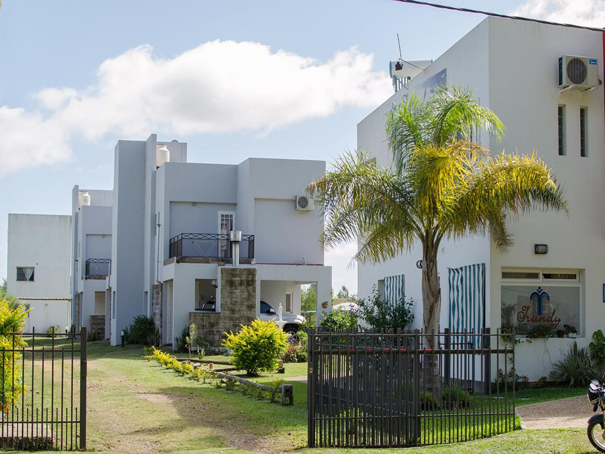 Irundy Apartments